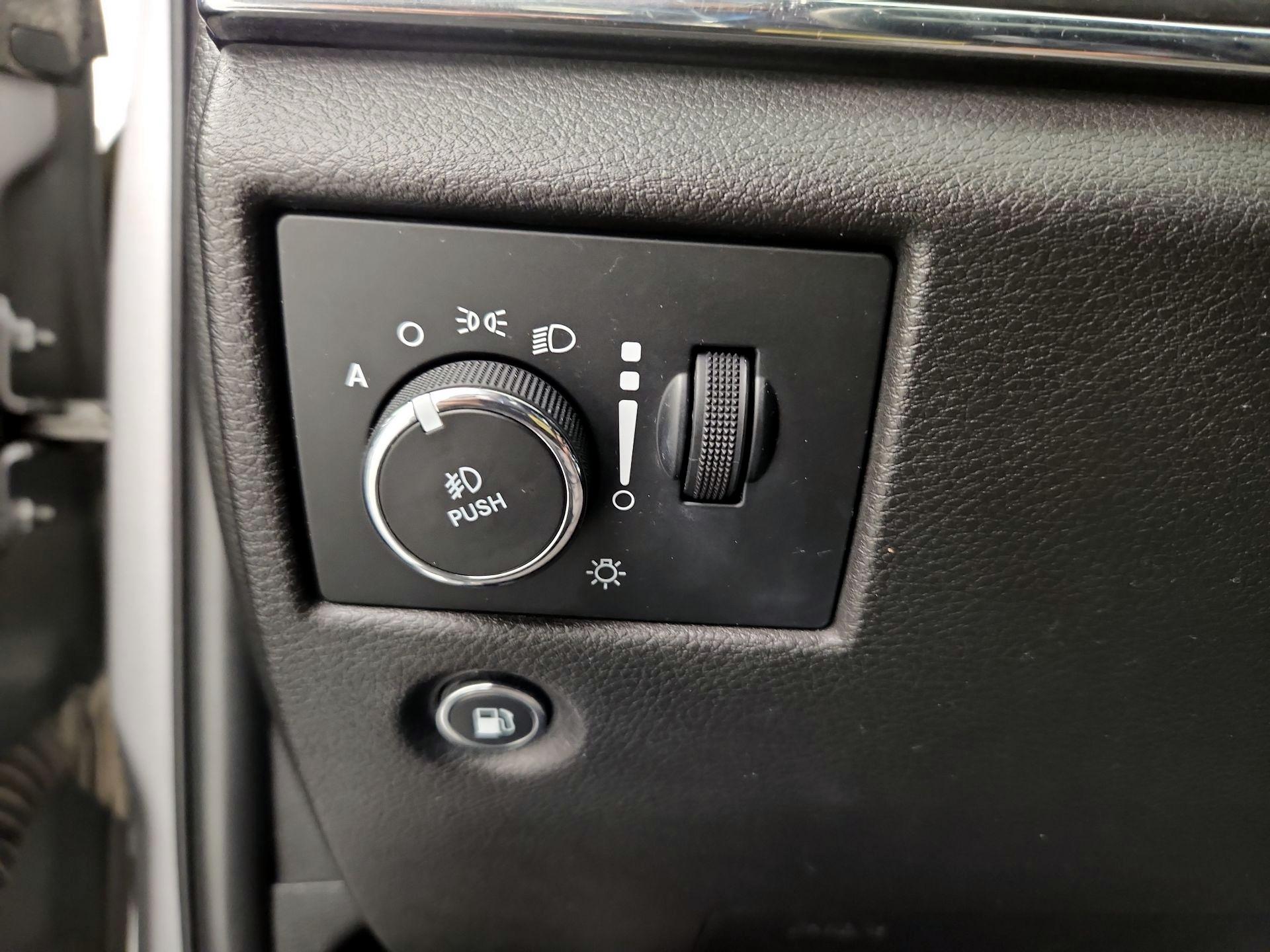 Thumbnail: 2019 Jeep Grand Cherokee - 13