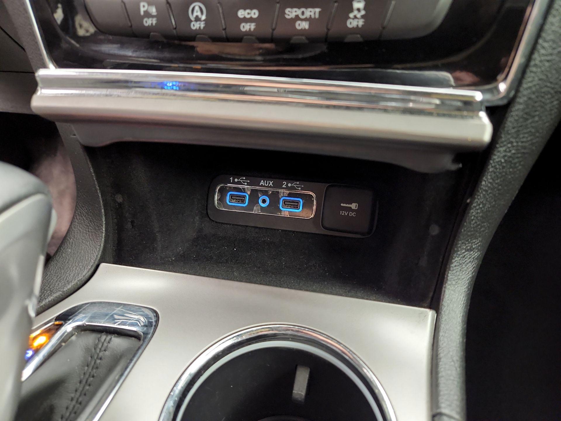 Thumbnail: 2019 Jeep Grand Cherokee - 19