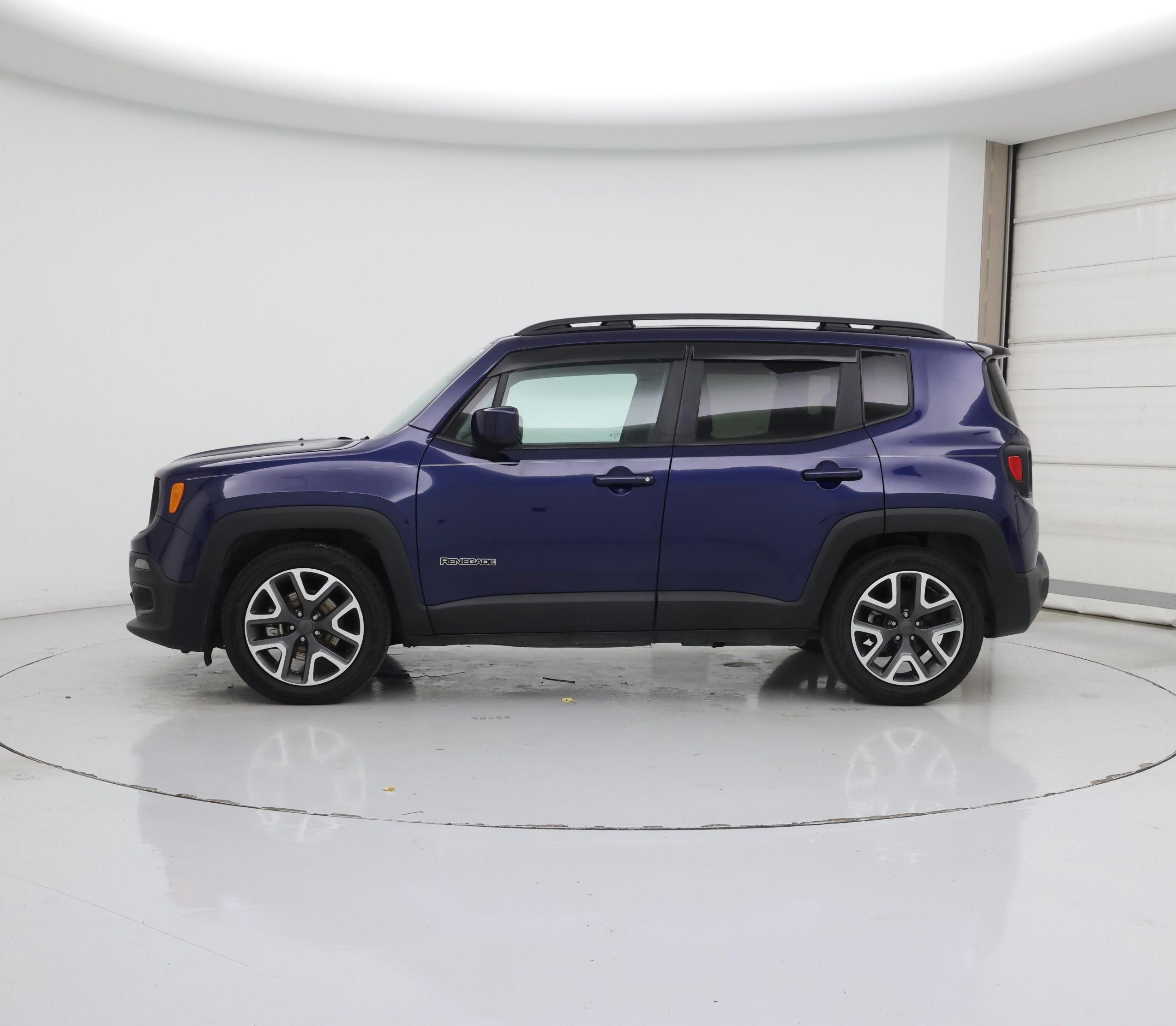 Thumbnail: 2018 Jeep Renegade - 3