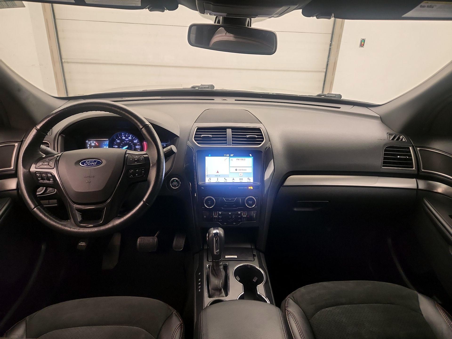 Thumbnail: 2019 Ford Explorer - 9
