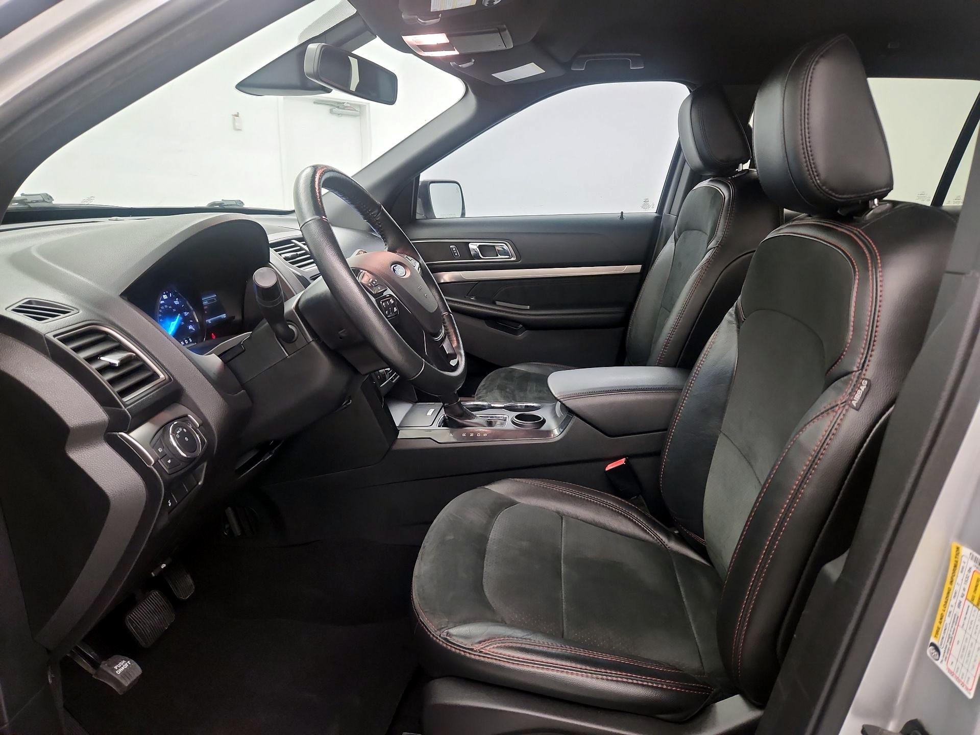 Thumbnail: 2019 Ford Explorer - 11