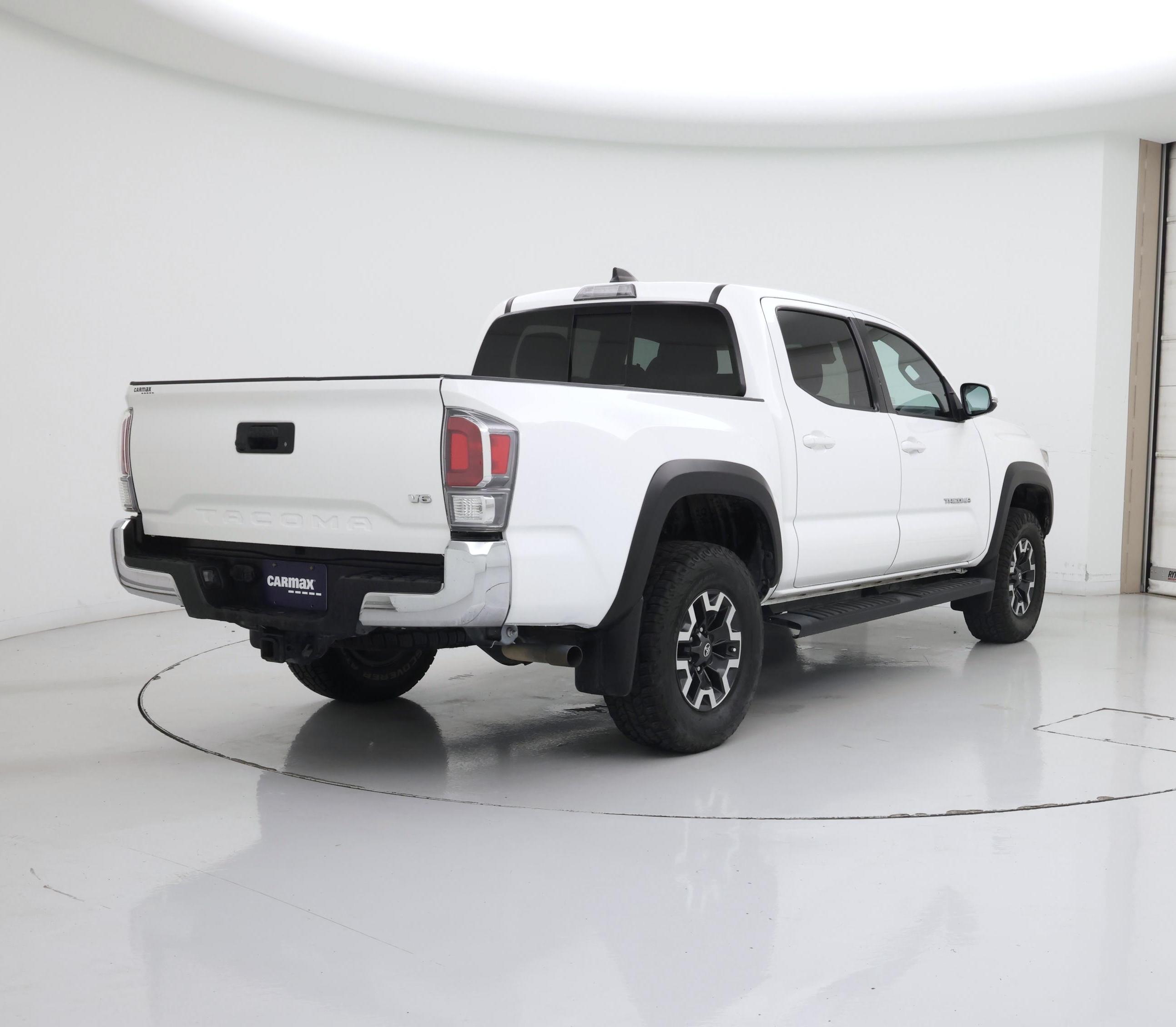 Thumbnail: 2022 Toyota Tacoma - 8