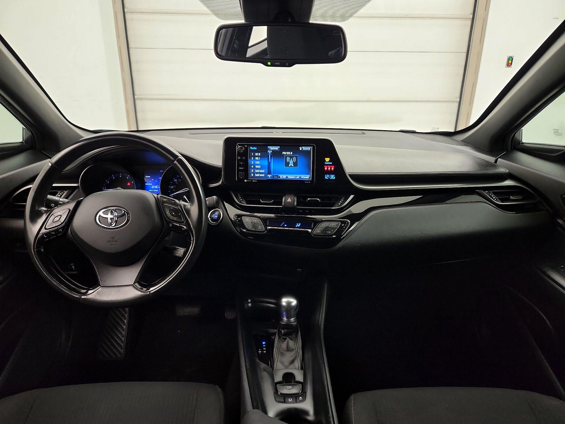 Thumbnail: 2018 Toyota C-HR - 9