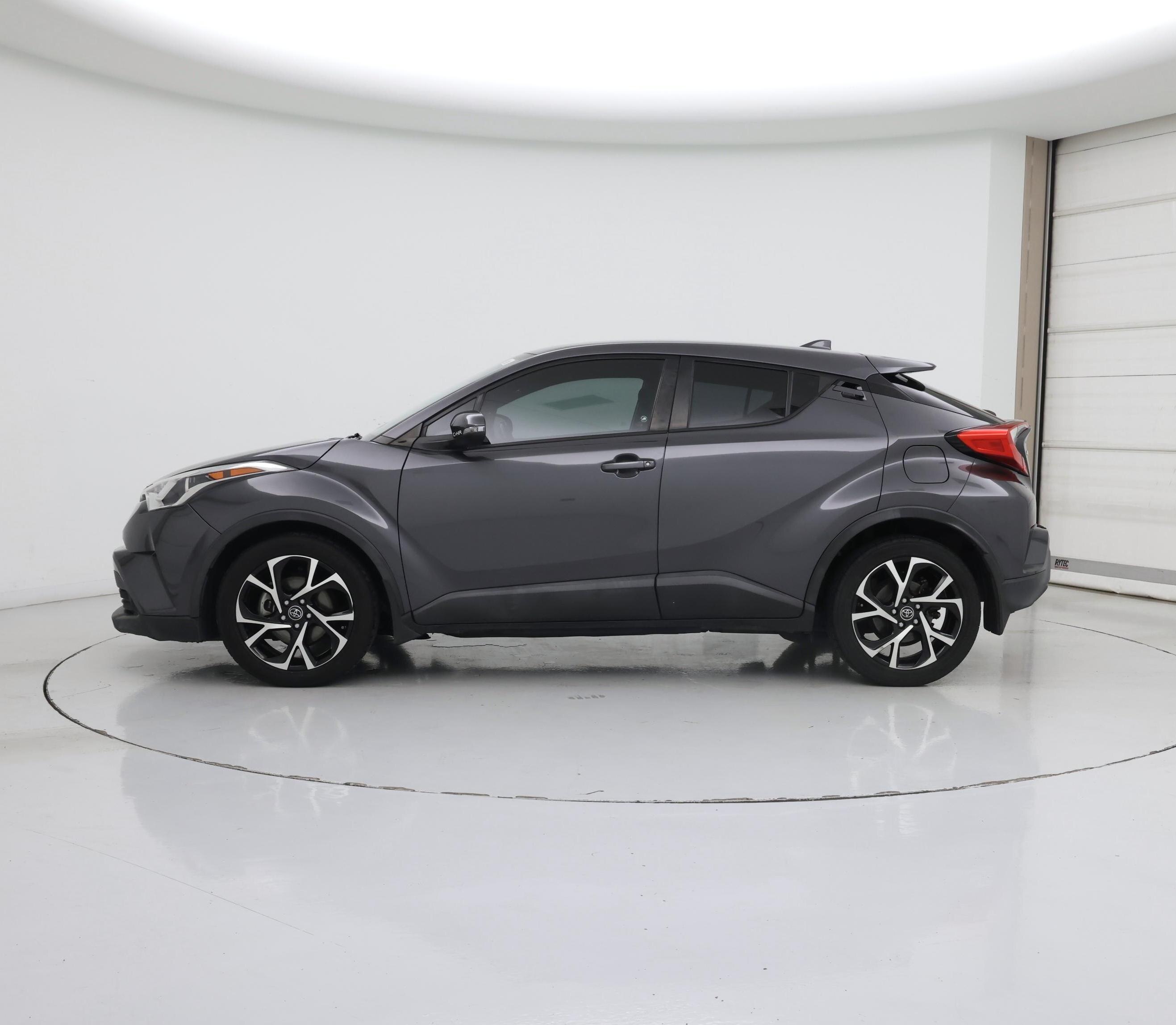 Thumbnail: 2018 Toyota C-HR - 3