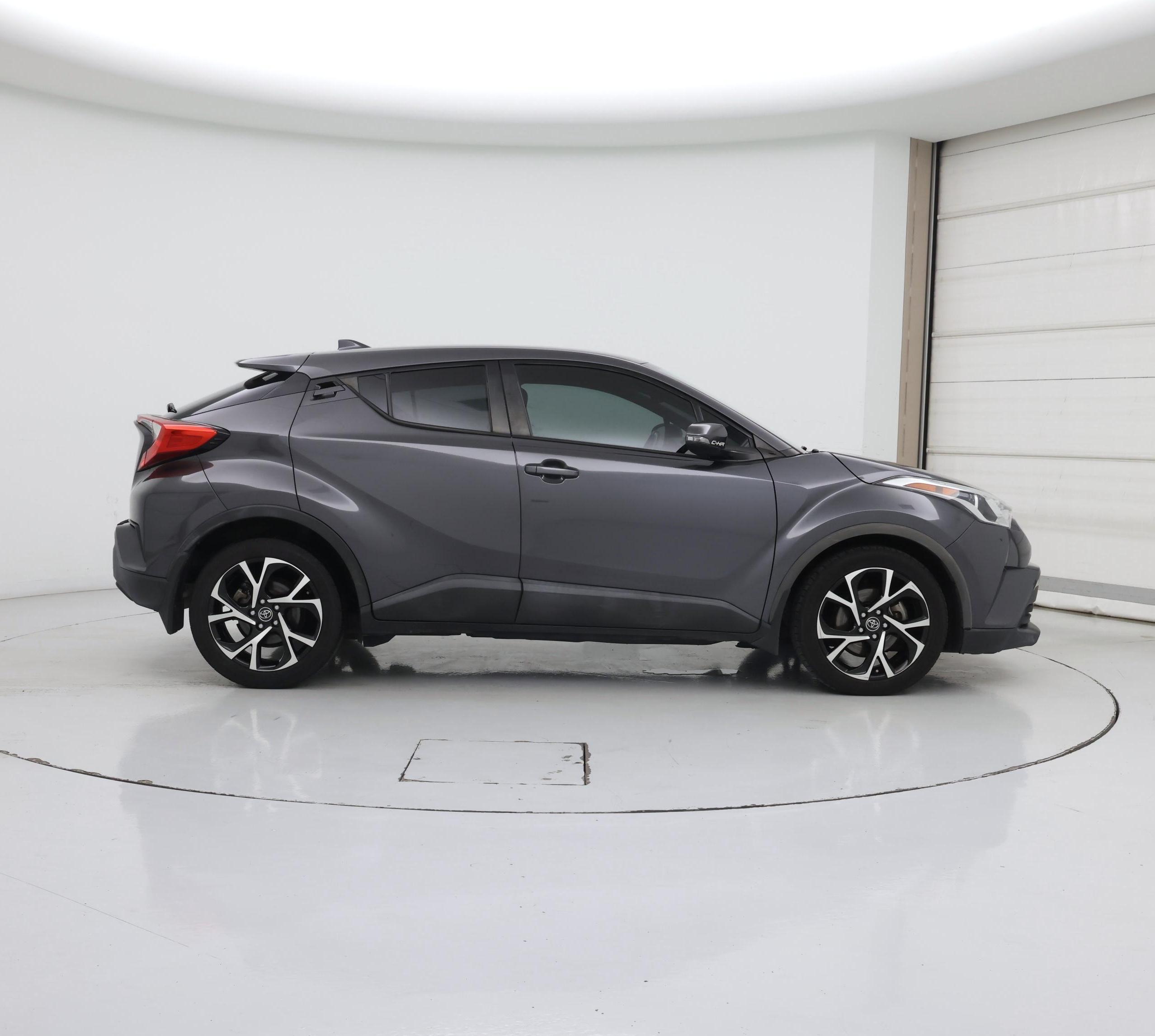 Thumbnail: 2018 Toyota C-HR - 7