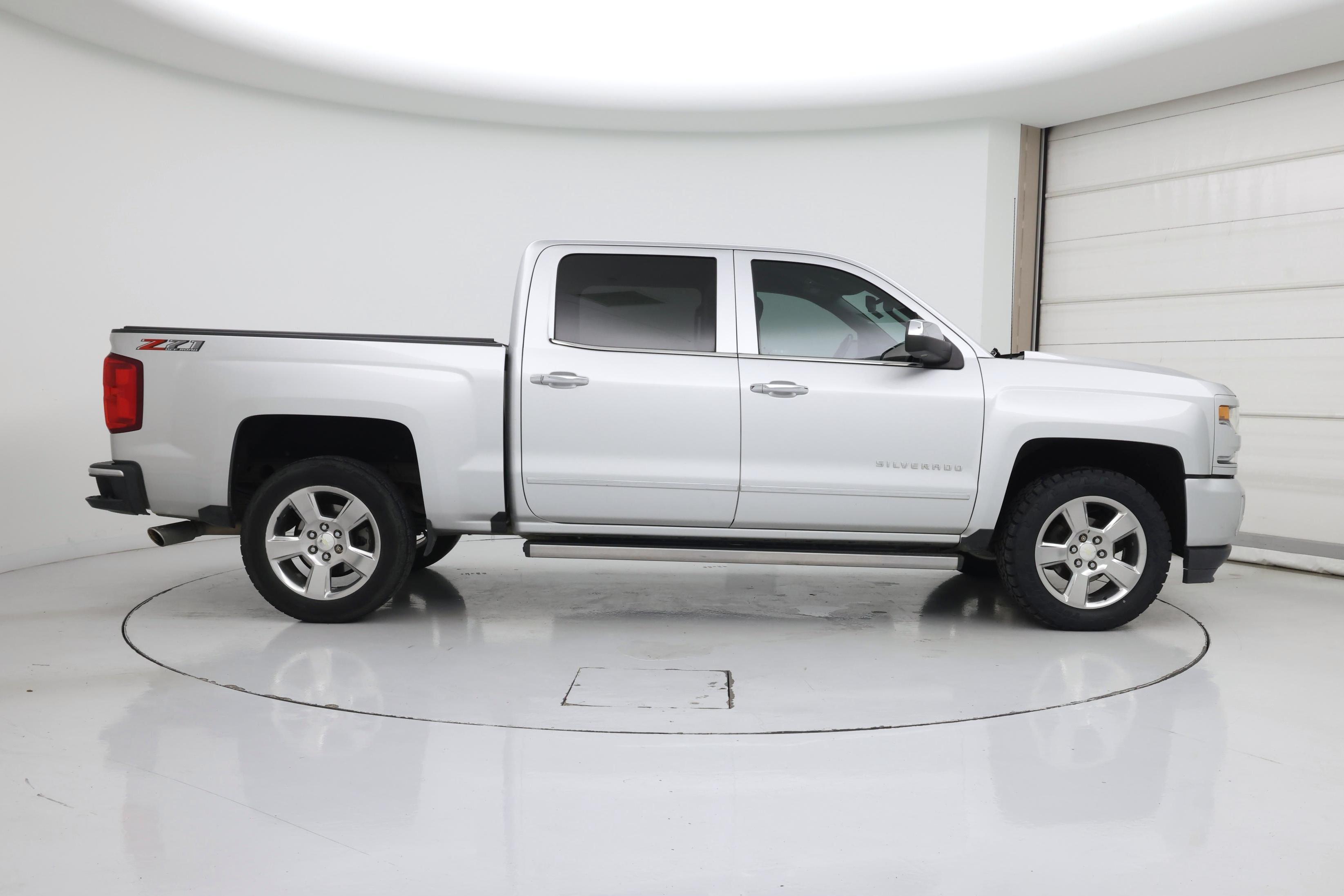 Thumbnail: 2018 Chevrolet Silverado 1500 - 7