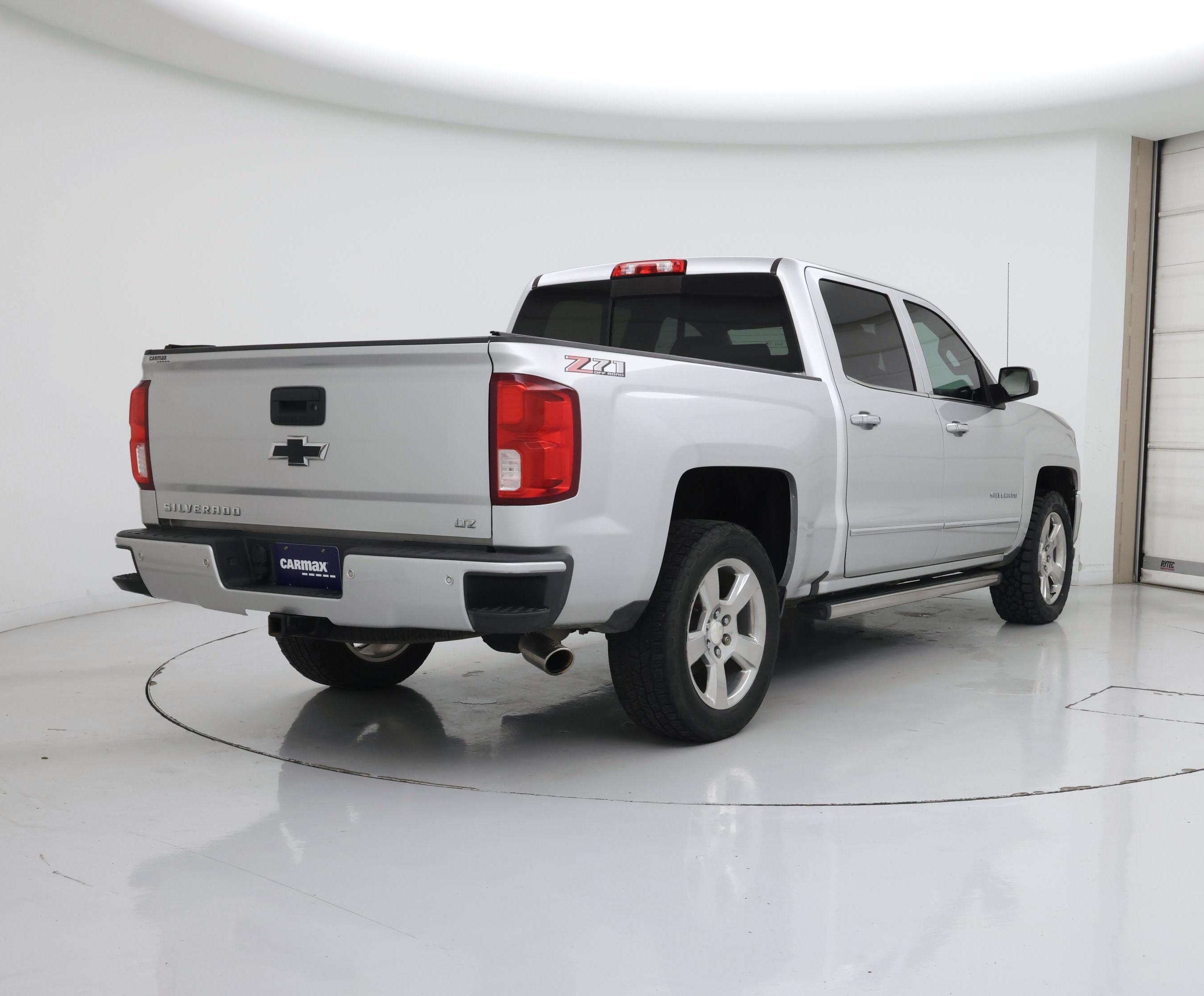 Thumbnail: 2018 Chevrolet Silverado 1500 - 8