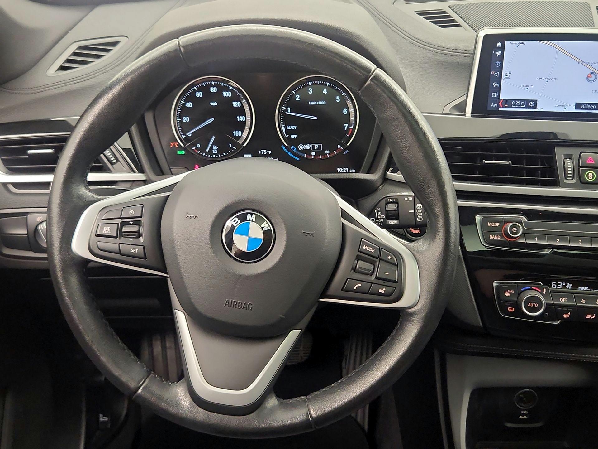Thumbnail: 2021 BMW X1 - 10