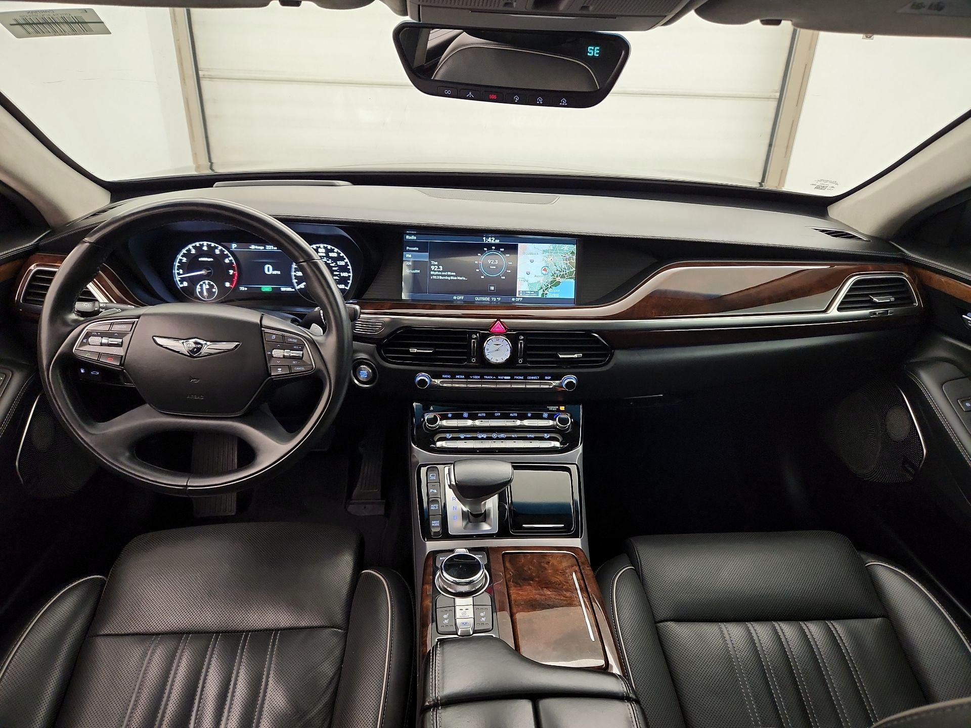 Thumbnail: 2019 Genesis G90 - 9