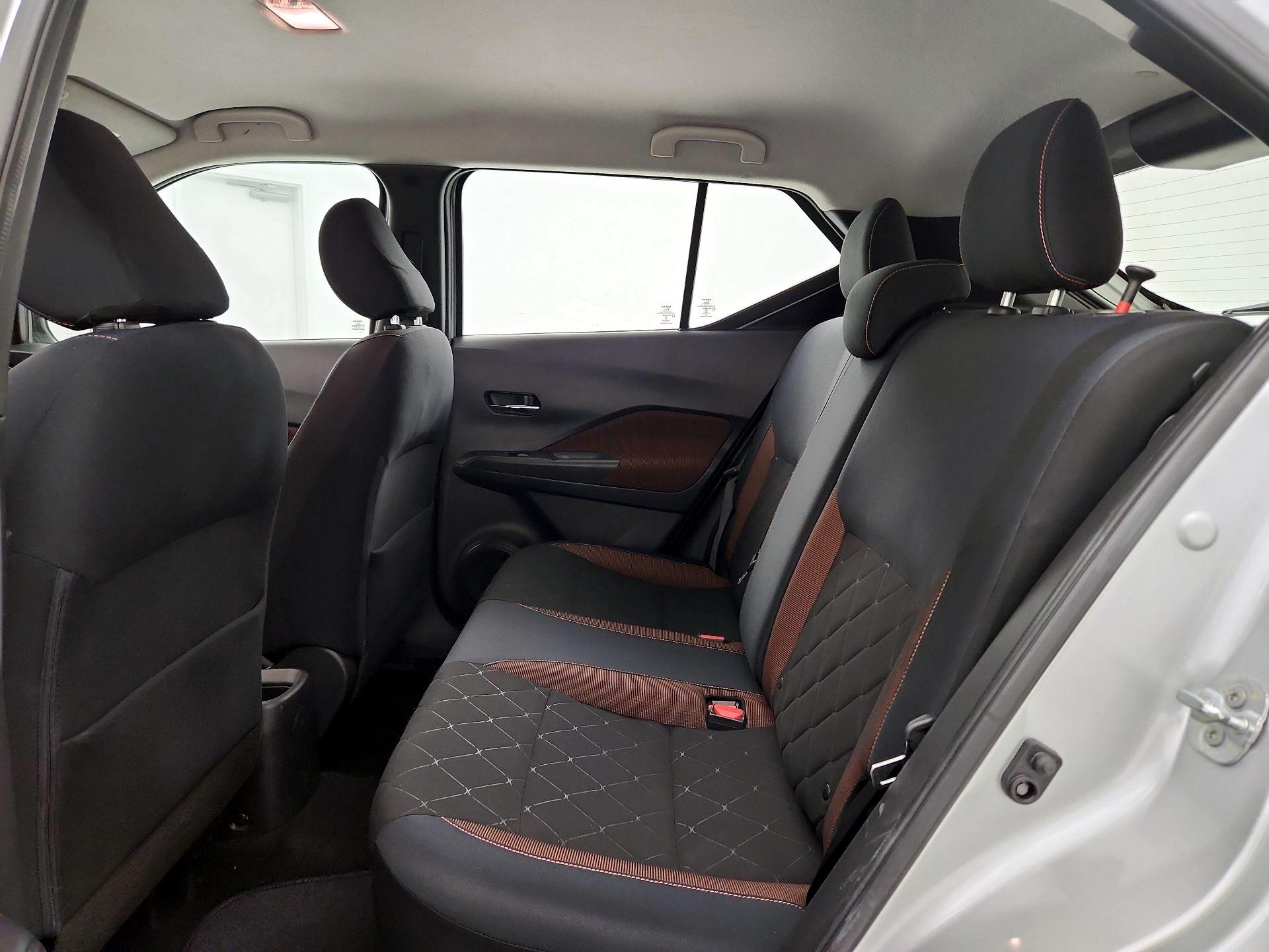 Thumbnail: 2018 Nissan Kicks - 18