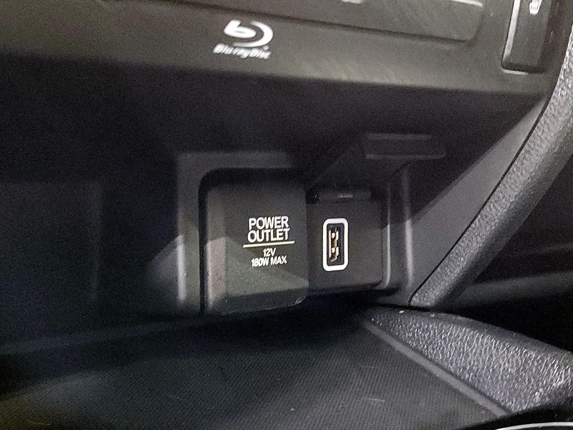 Thumbnail: 2019 Honda Pilot - 19