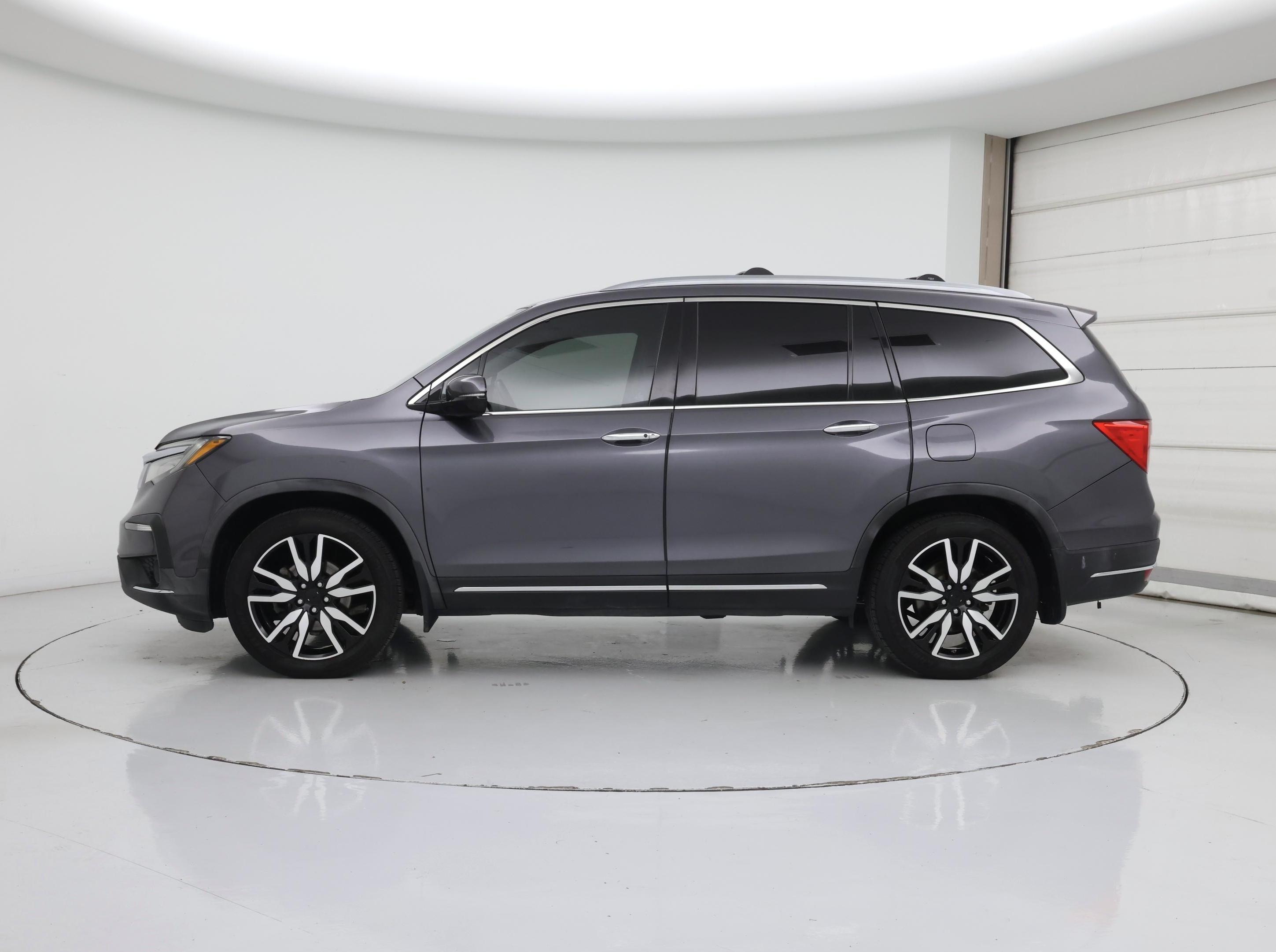 Thumbnail: 2019 Honda Pilot - 3