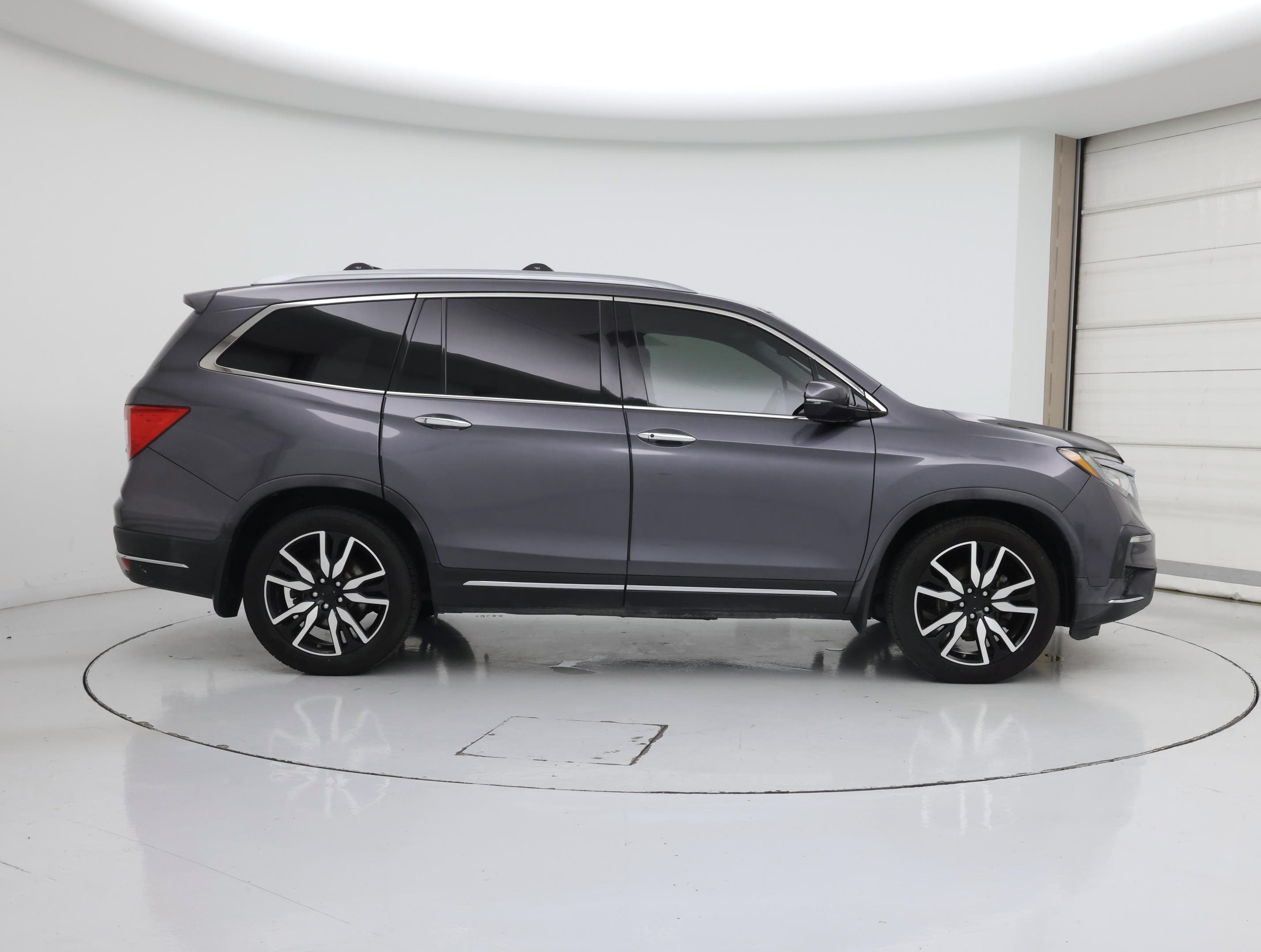 Thumbnail: 2019 Honda Pilot - 7