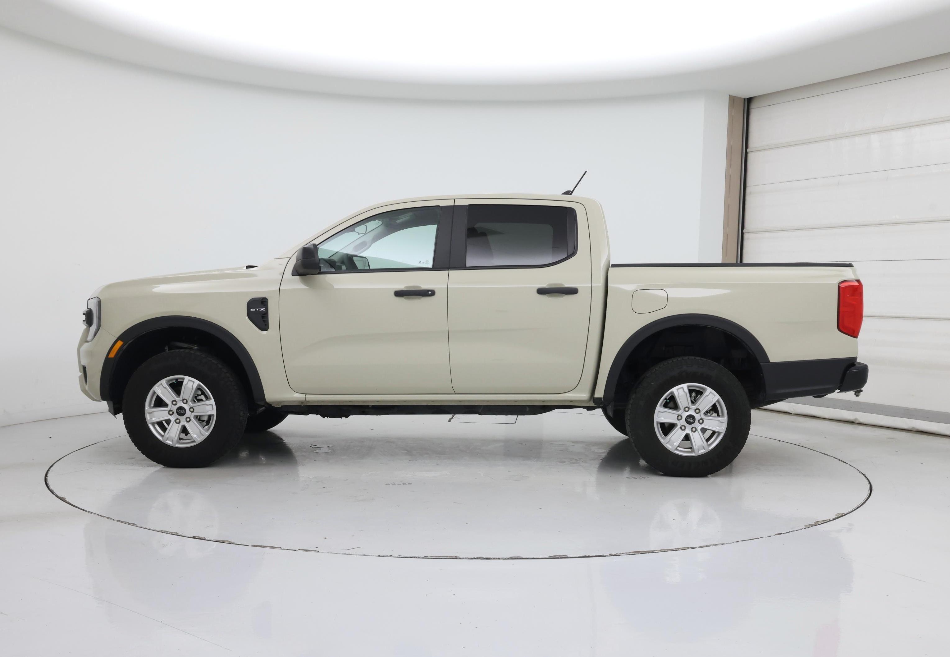 Thumbnail: 2025 Ford Ranger - 3