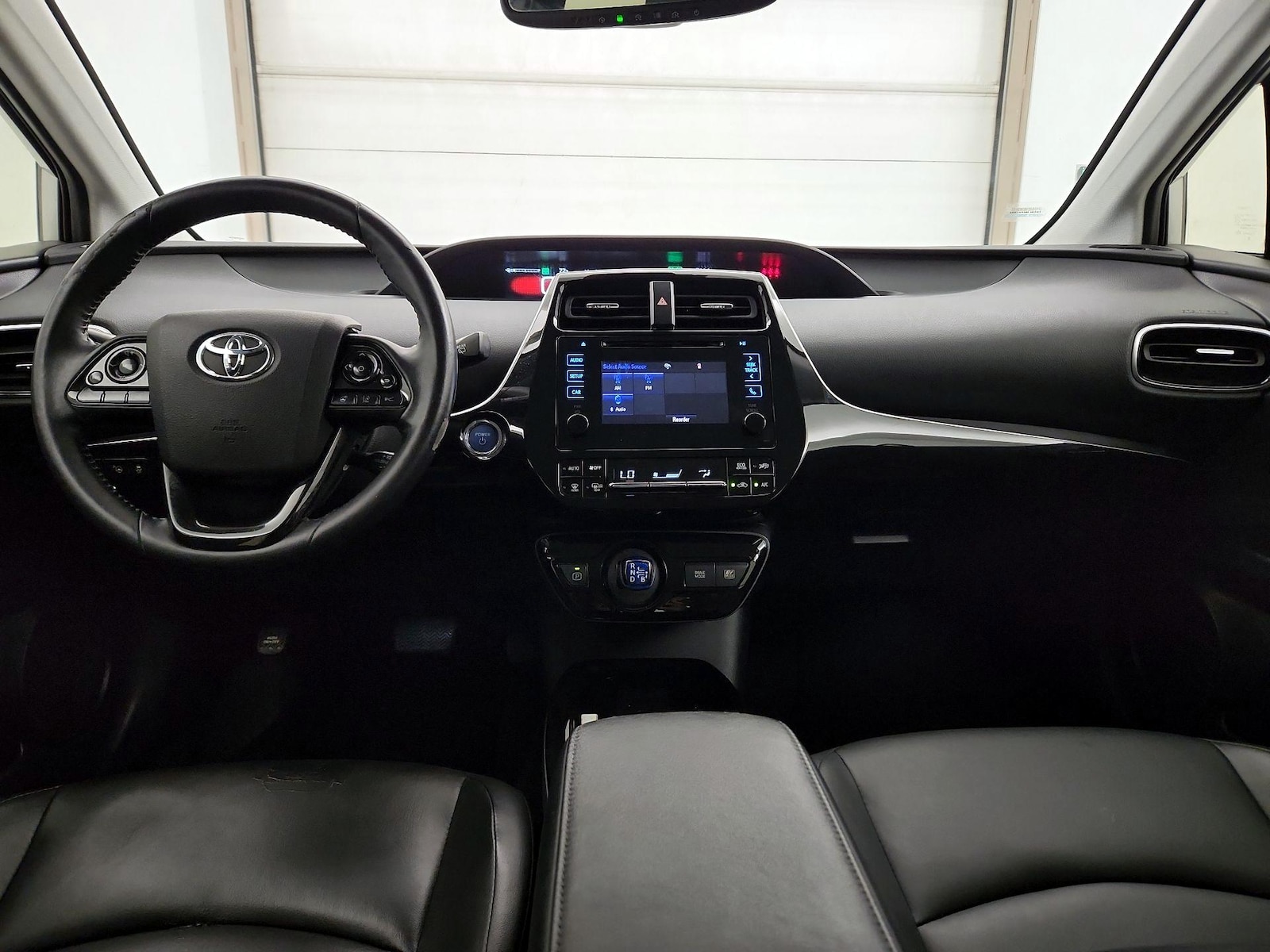 2019 Toyota Prius XLE - Photo 10