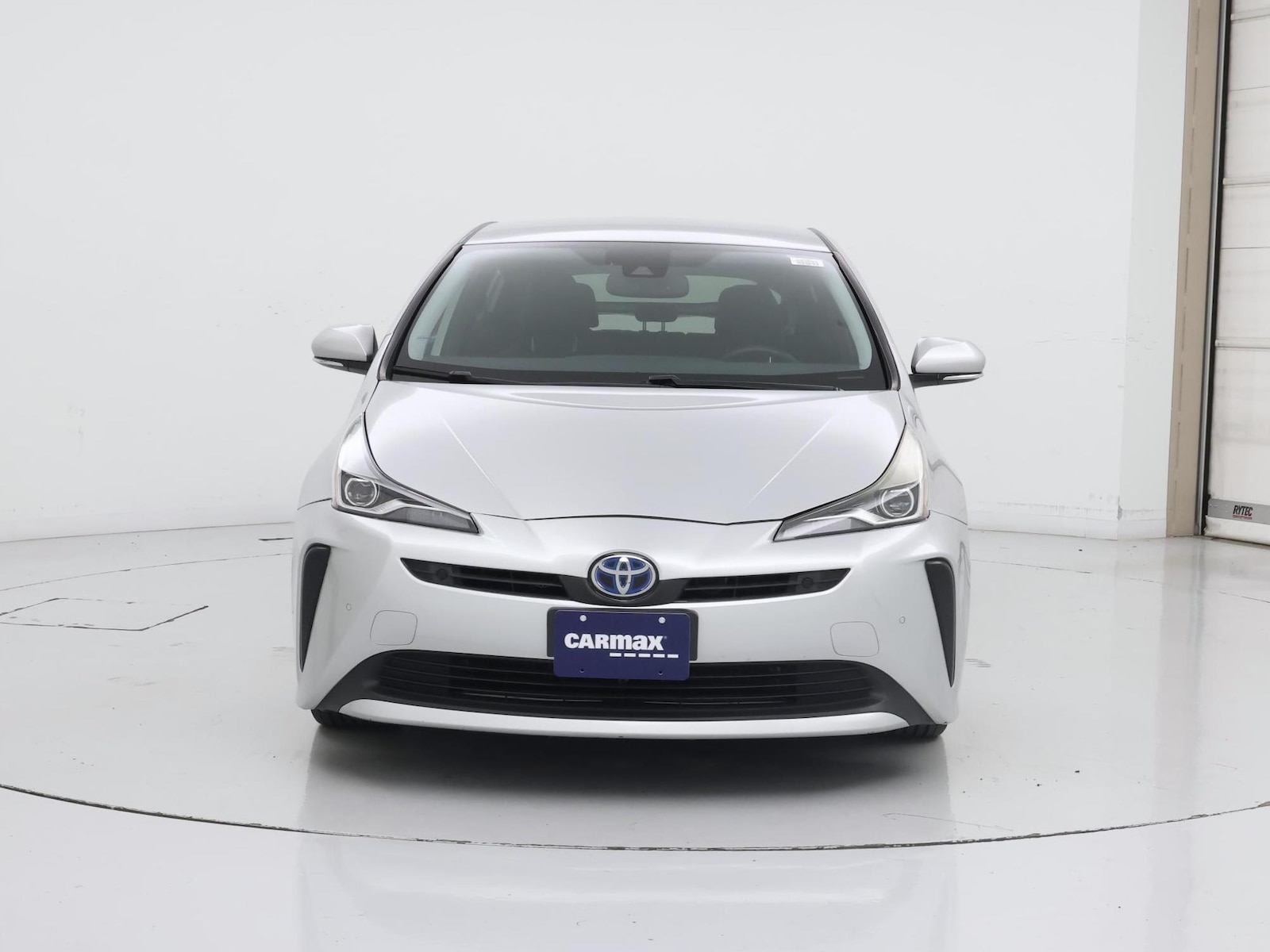 2019 Toyota Prius XLE - Photo 6