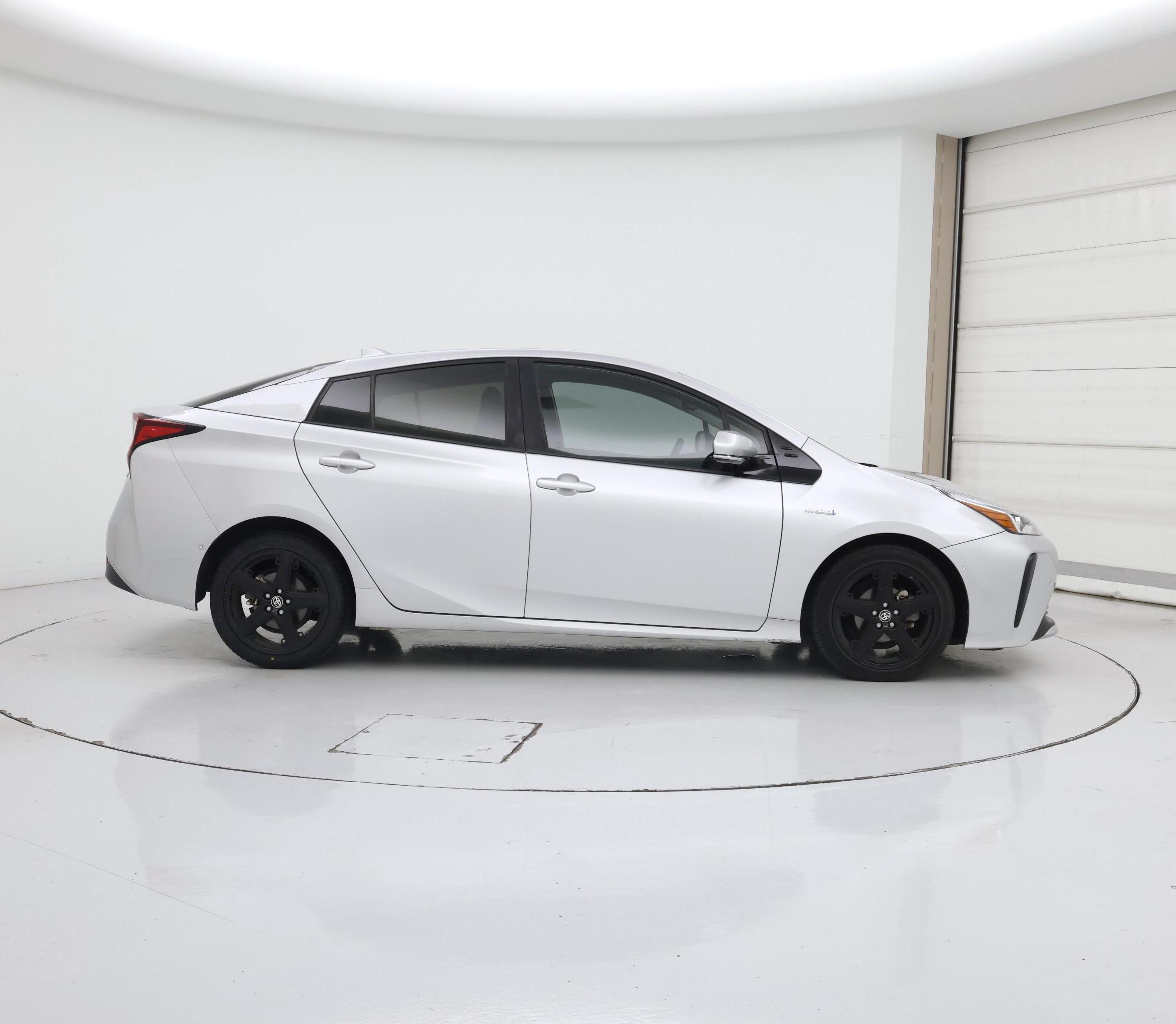 Thumbnail: 2019 Toyota Prius - 7