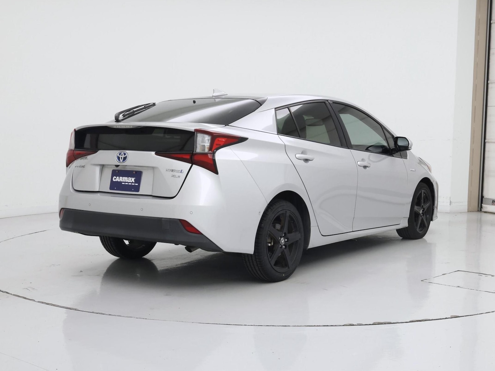 2019 Toyota Prius XLE - Photo 9