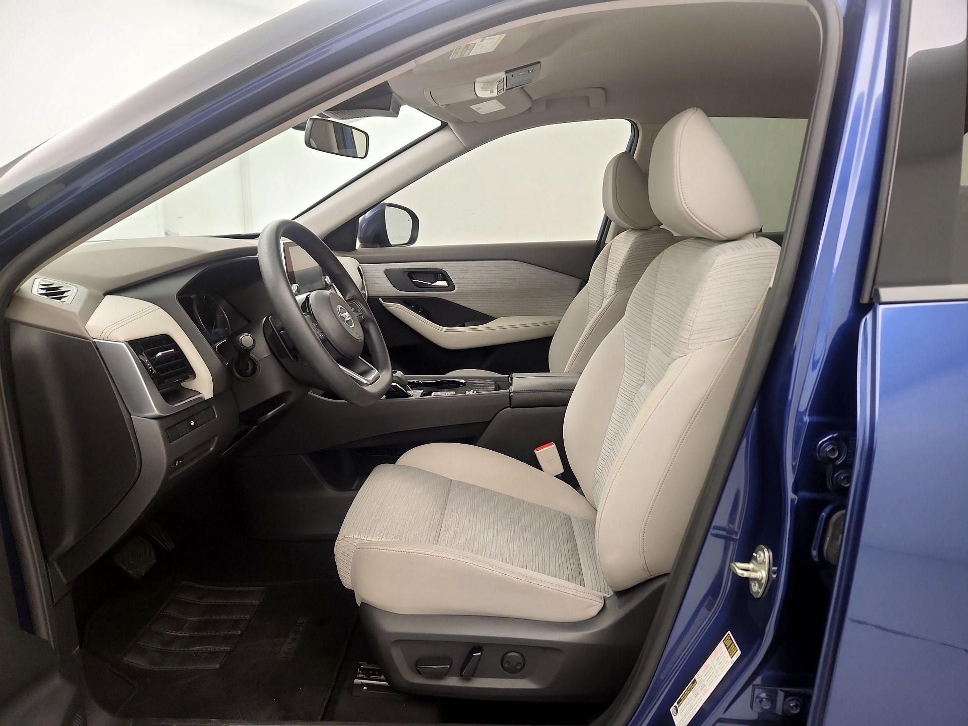 Thumbnail: 2021 Nissan Rogue - 11