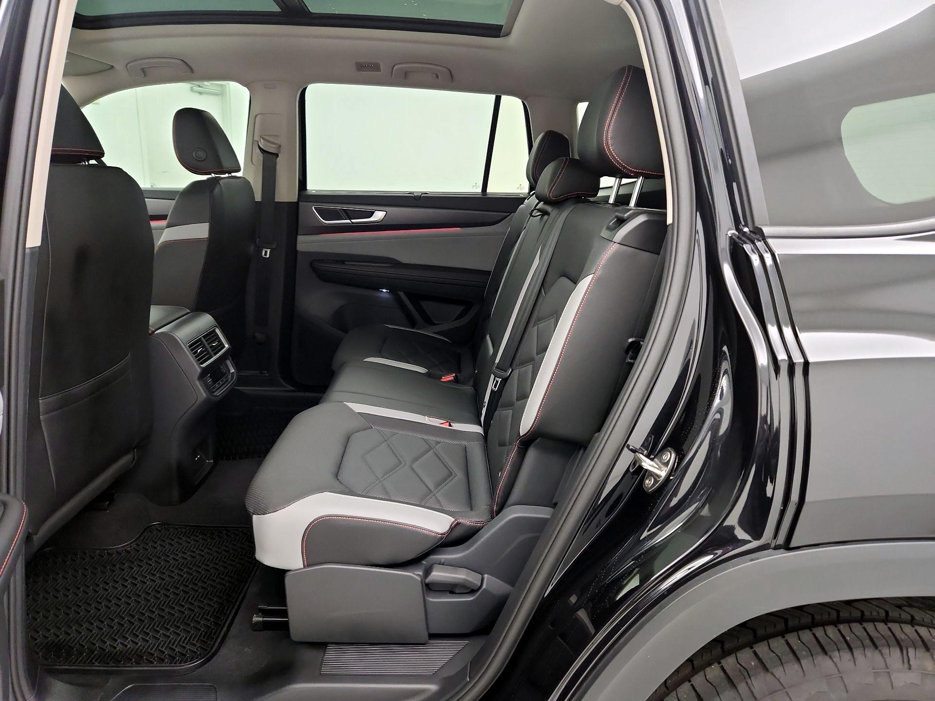 Thumbnail: 2025 Volkswagen Atlas - 20