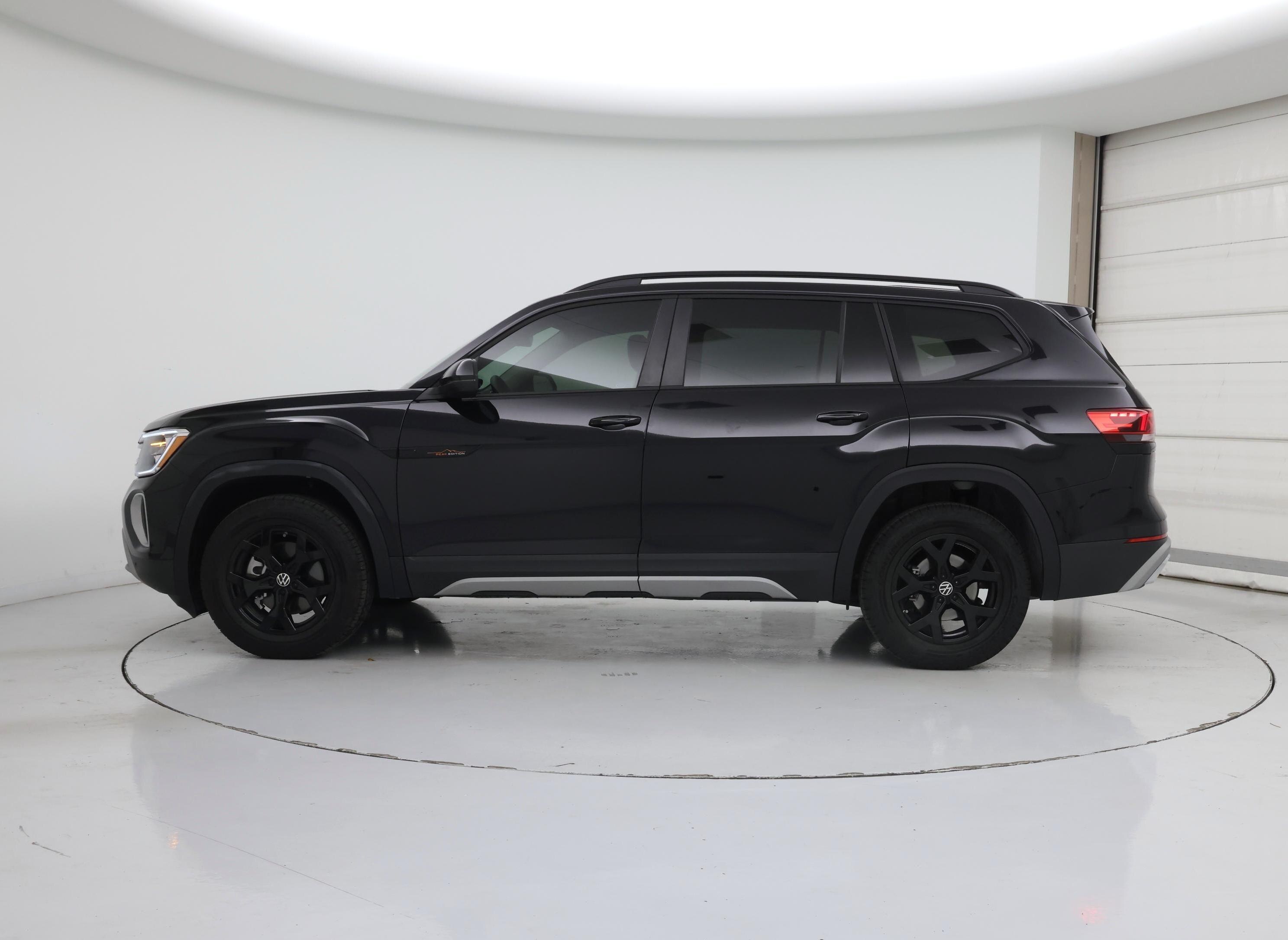 Thumbnail: 2025 Volkswagen Atlas - 3