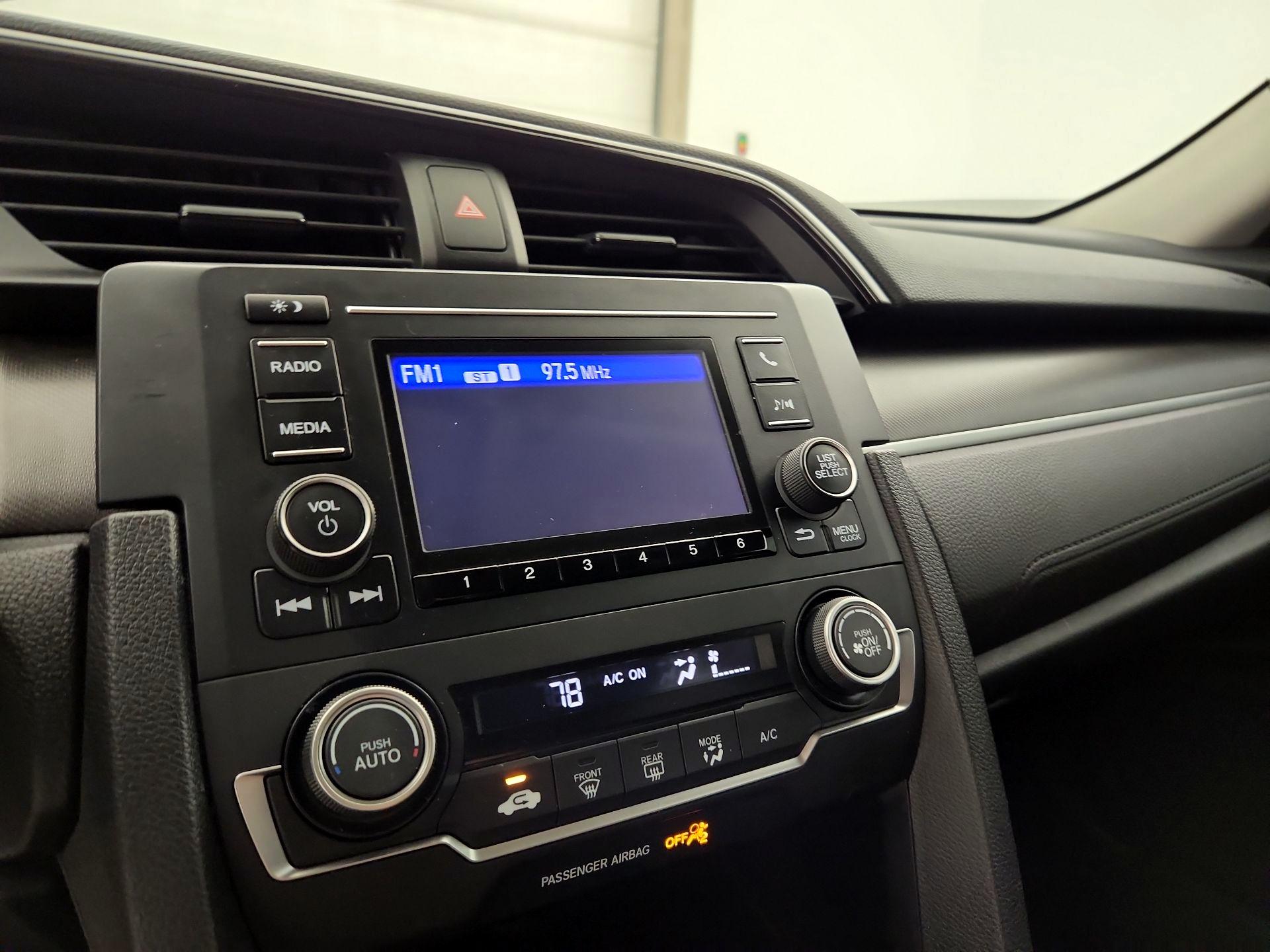 Thumbnail: 2019 Honda Civic - 15