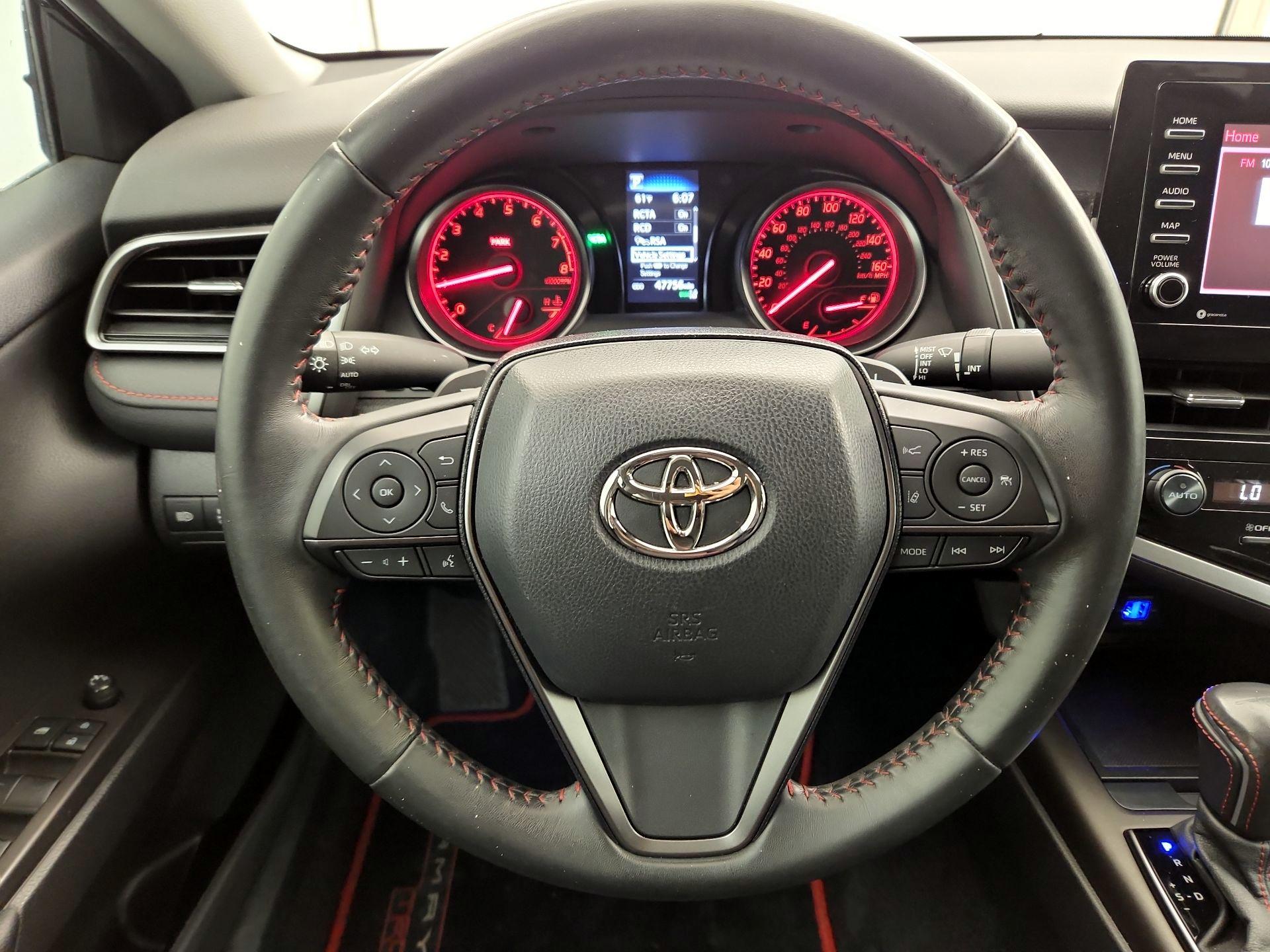 Thumbnail: 2022 Toyota Camry - 10