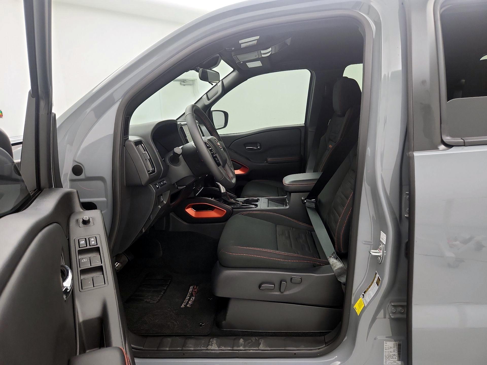 Thumbnail: 2025 Nissan Frontier - 11