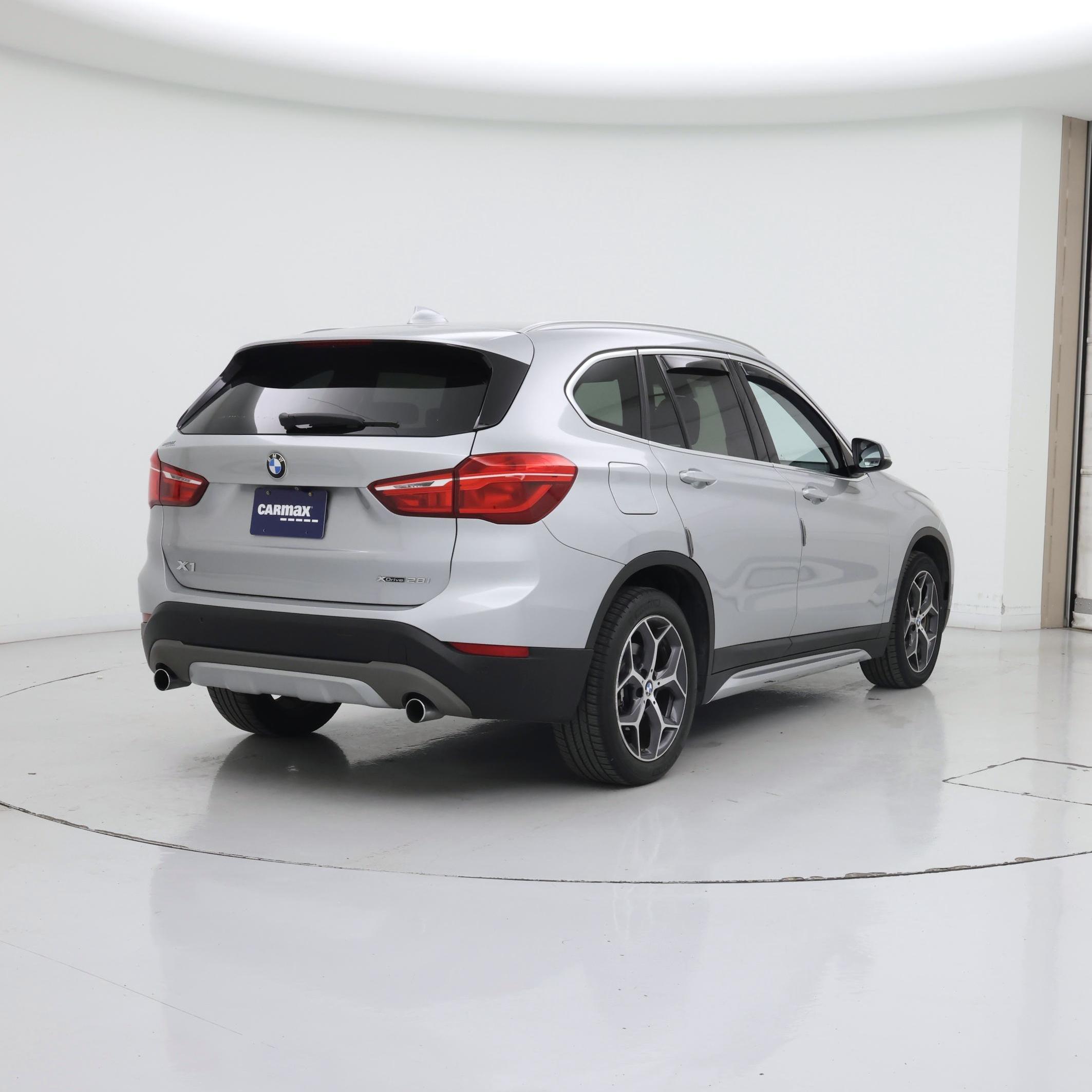 Thumbnail: 2019 BMW X1 - 8