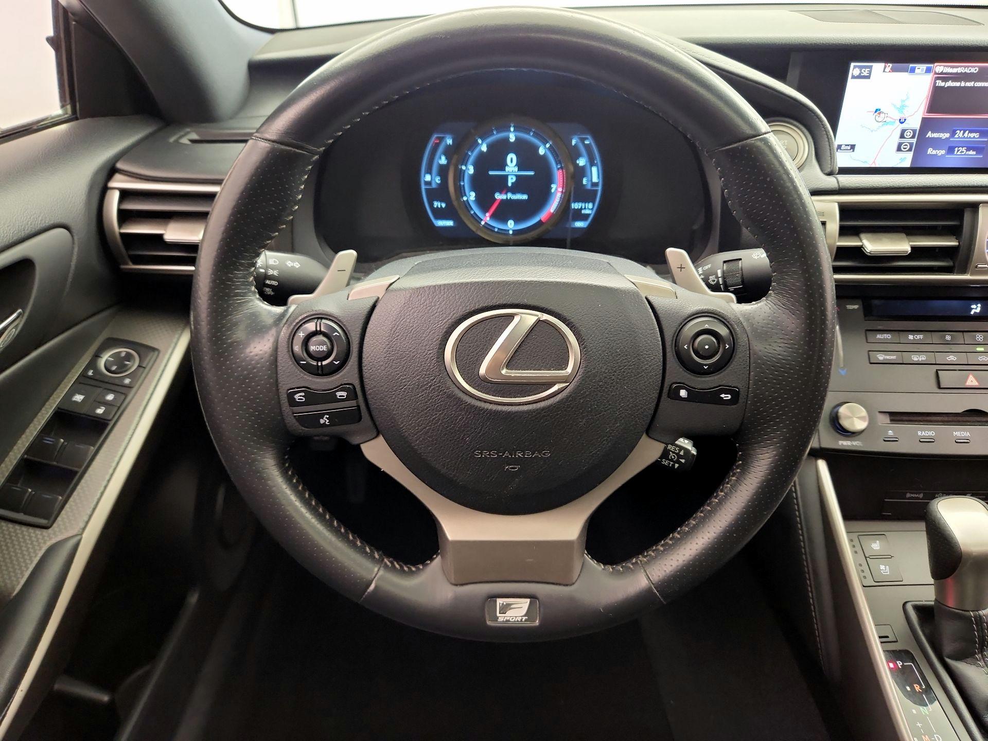 Thumbnail: 2015 Lexus IS - 10