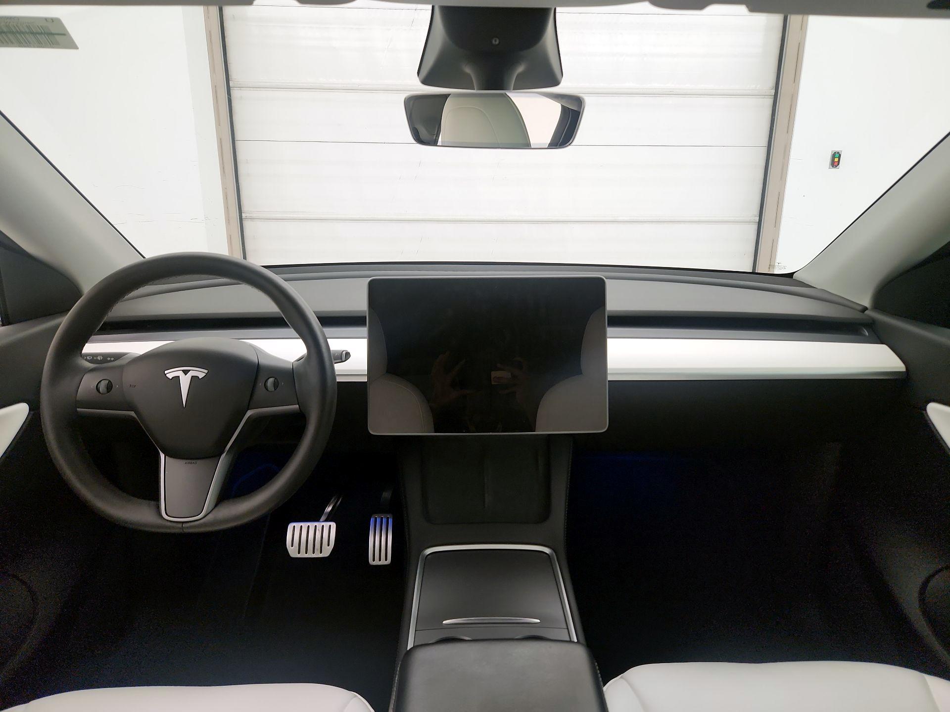 Thumbnail: 2022 Tesla Model Y - 9