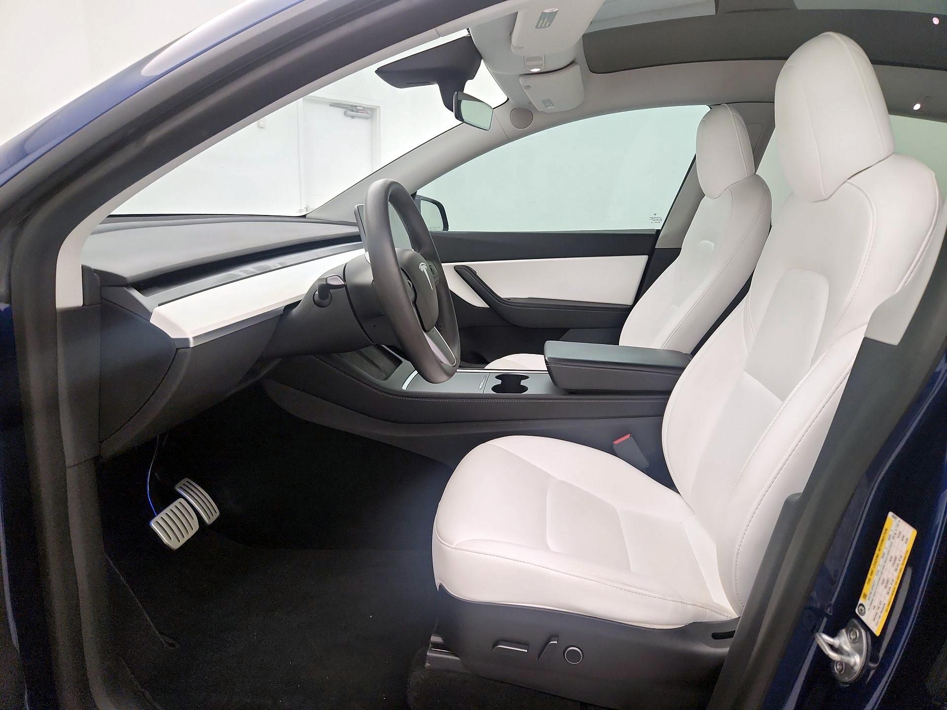Thumbnail: 2022 Tesla Model Y - 11
