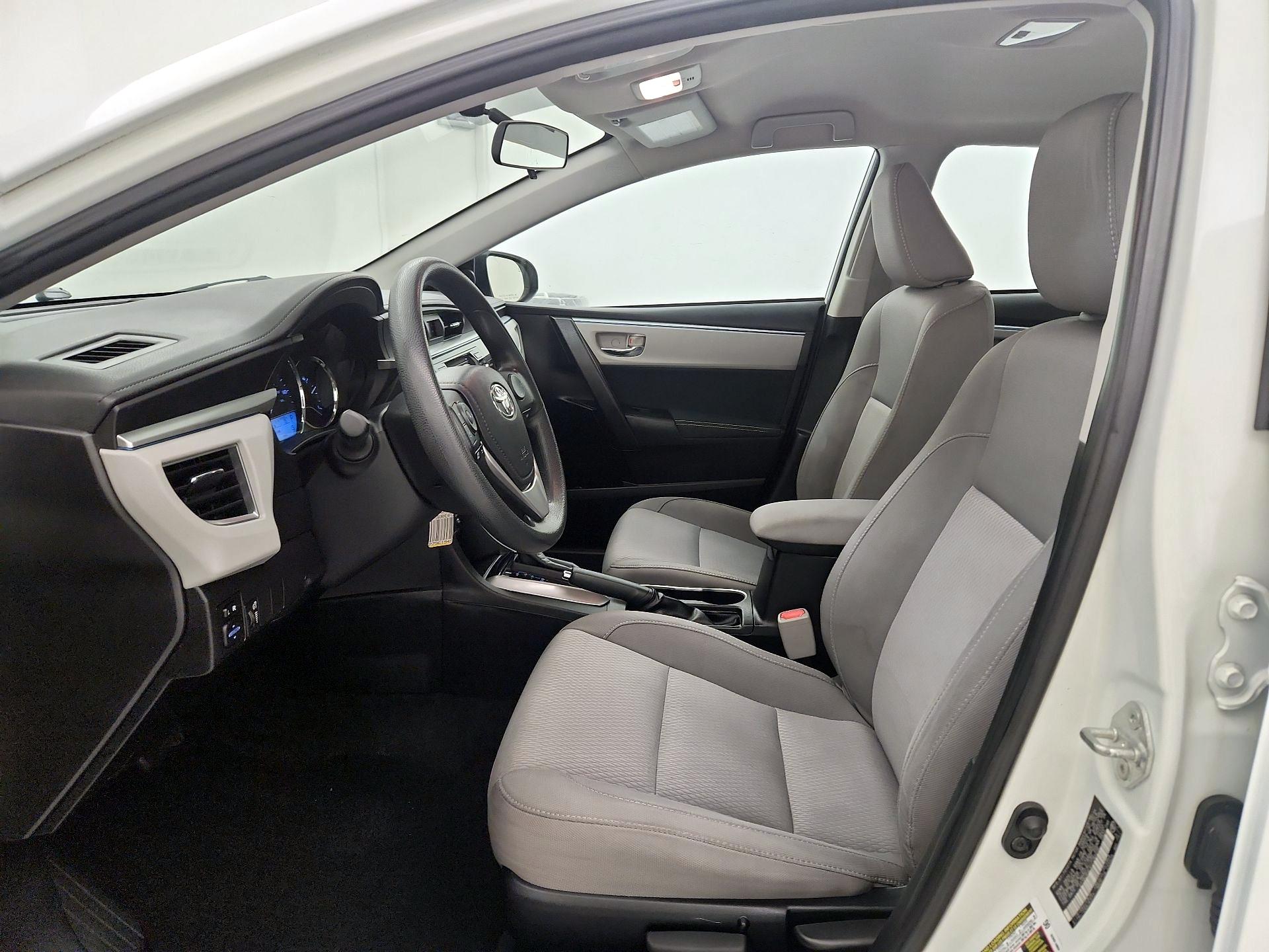 Thumbnail: 2015 Toyota Corolla - 11
