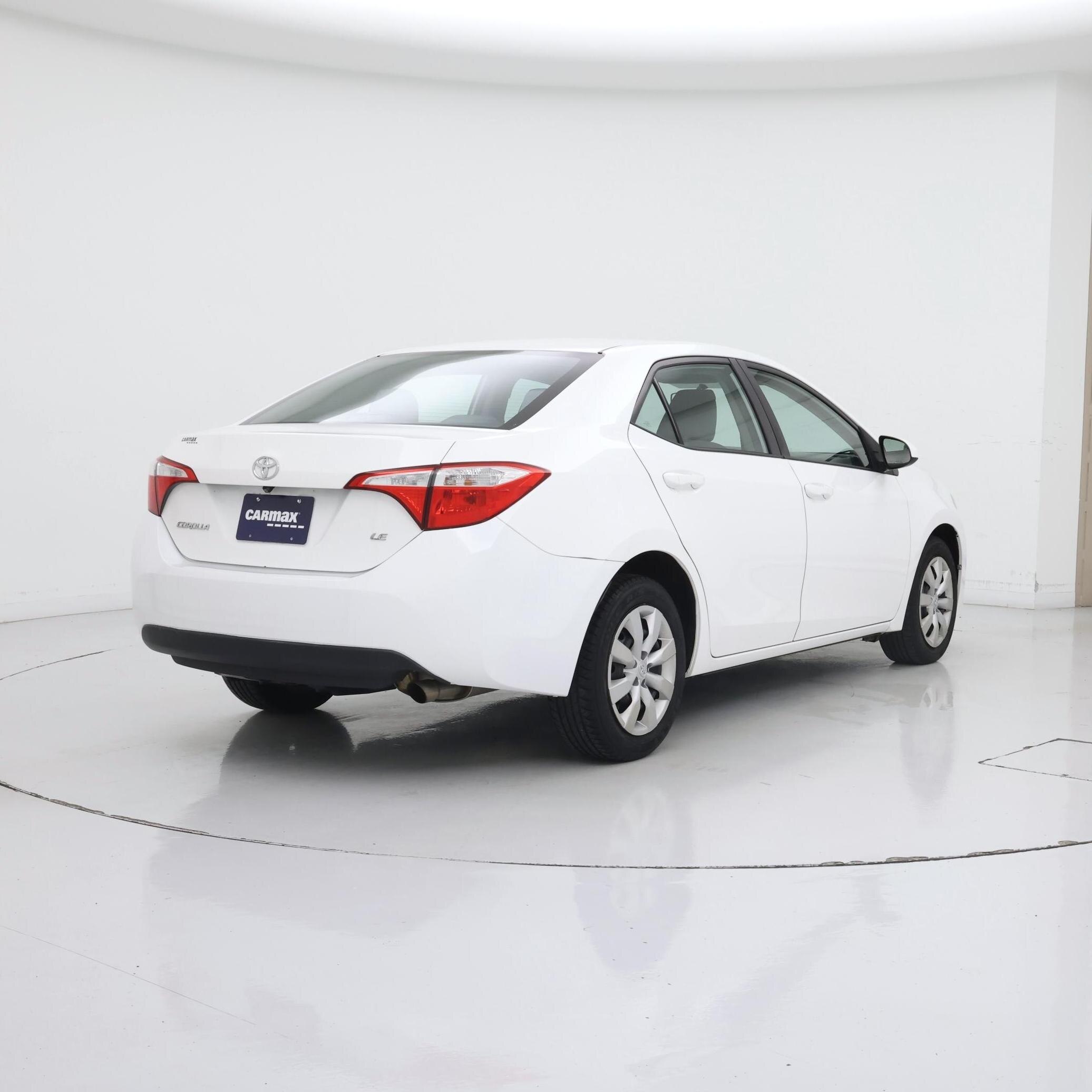 Thumbnail: 2015 Toyota Corolla - 8