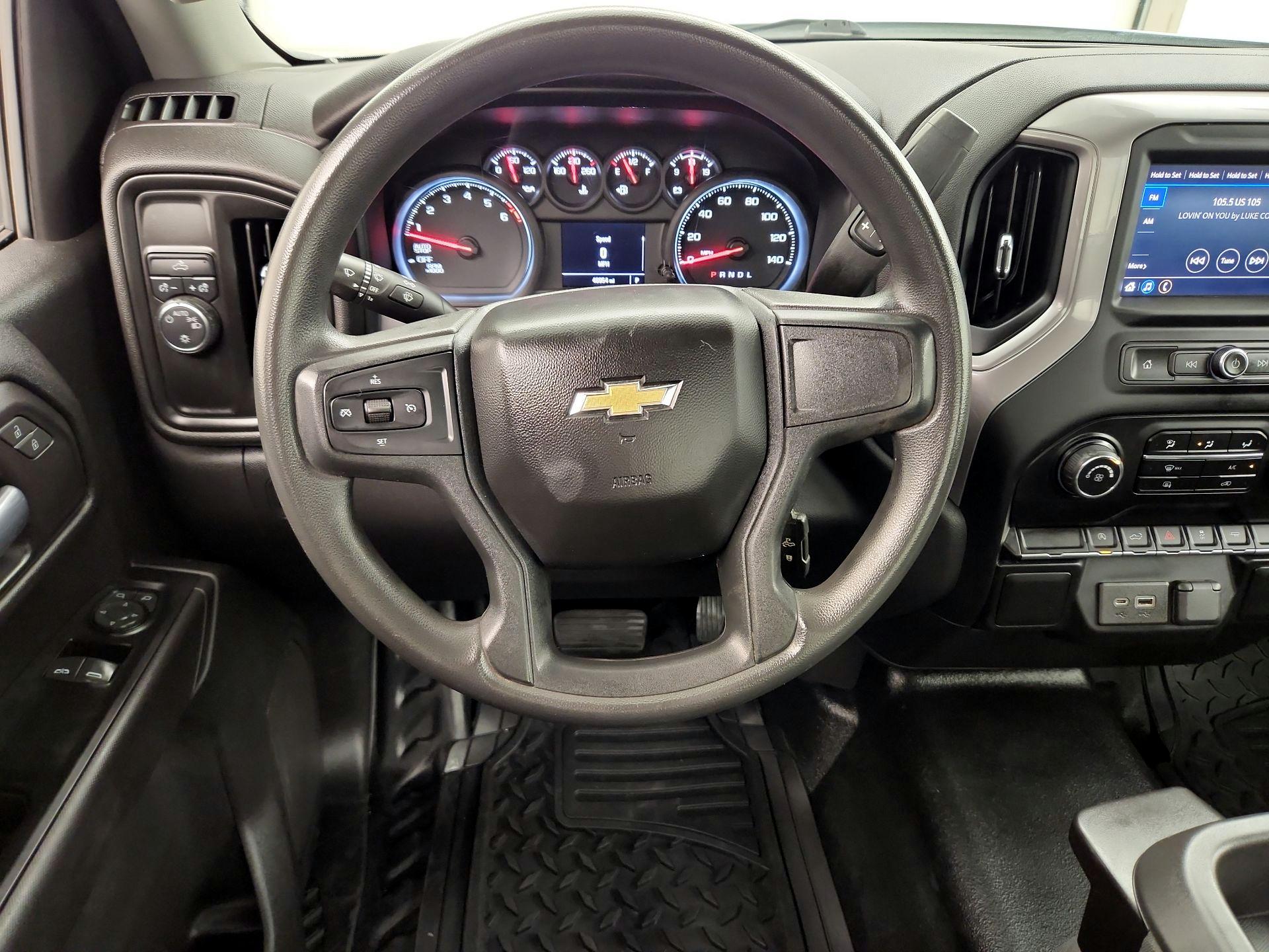 Thumbnail: 2022 Chevrolet Silverado 1500 - 10