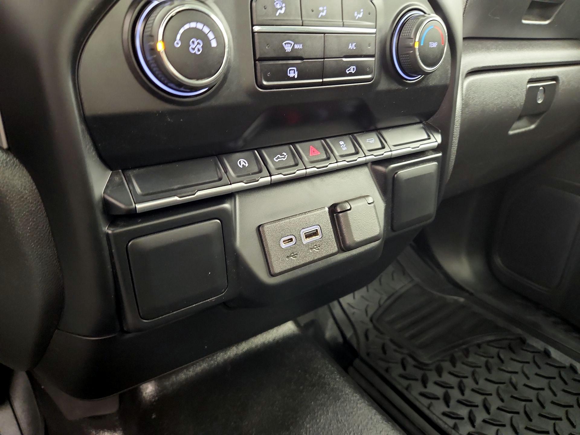 Thumbnail: 2022 Chevrolet Silverado 1500 - 18