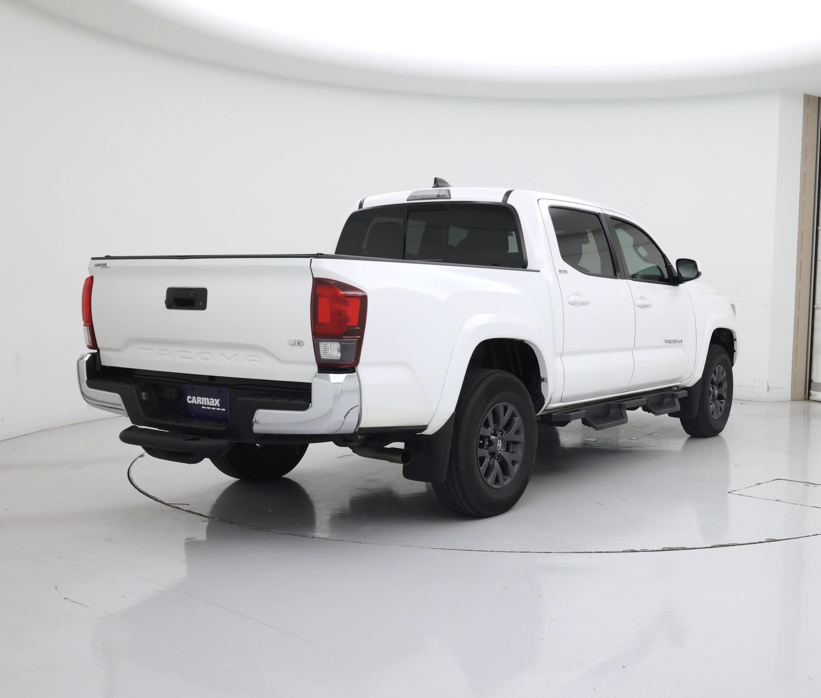 Thumbnail: 2023 Toyota Tacoma - 8