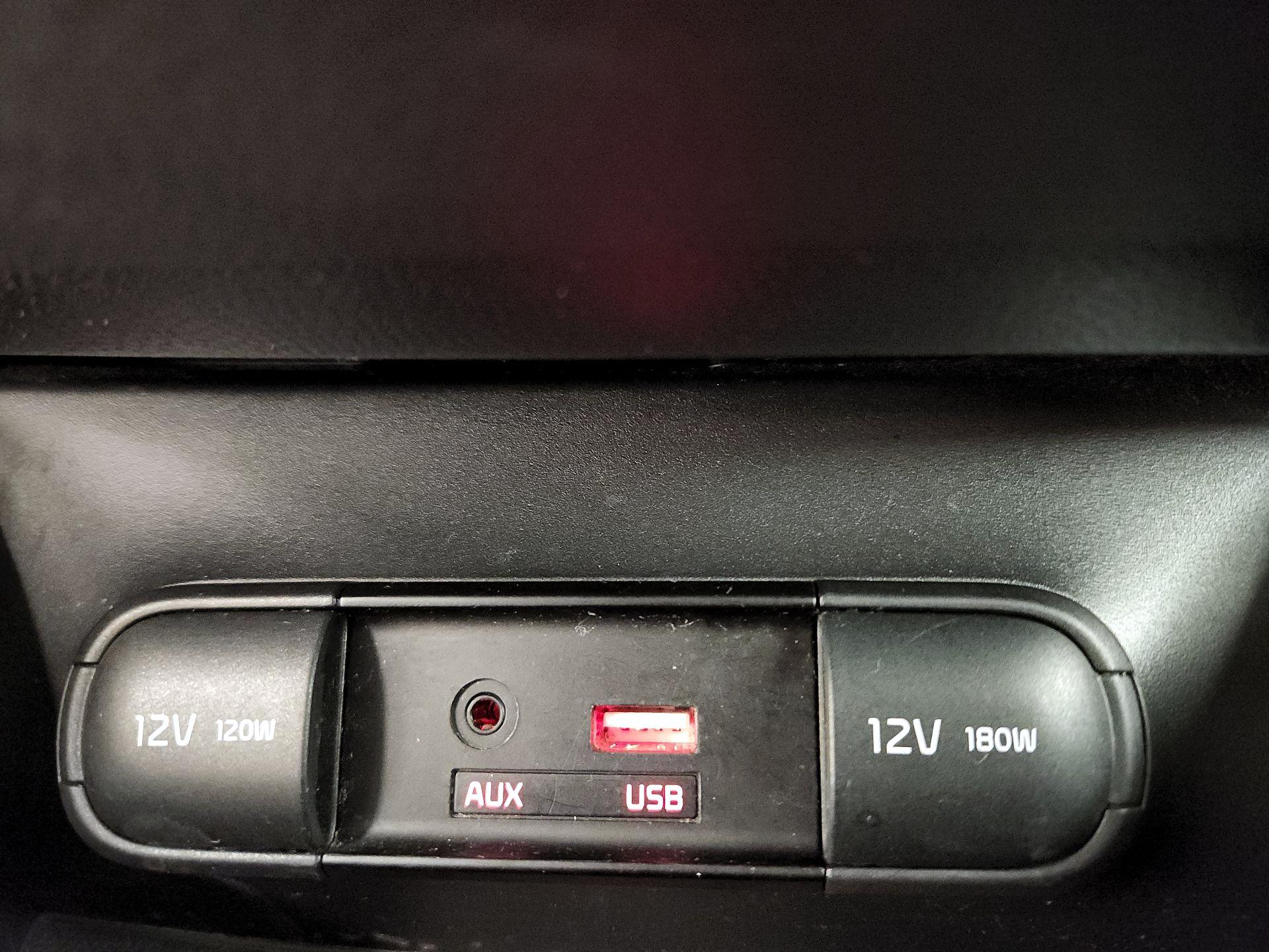 Thumbnail: 2018 Kia Soul - 18