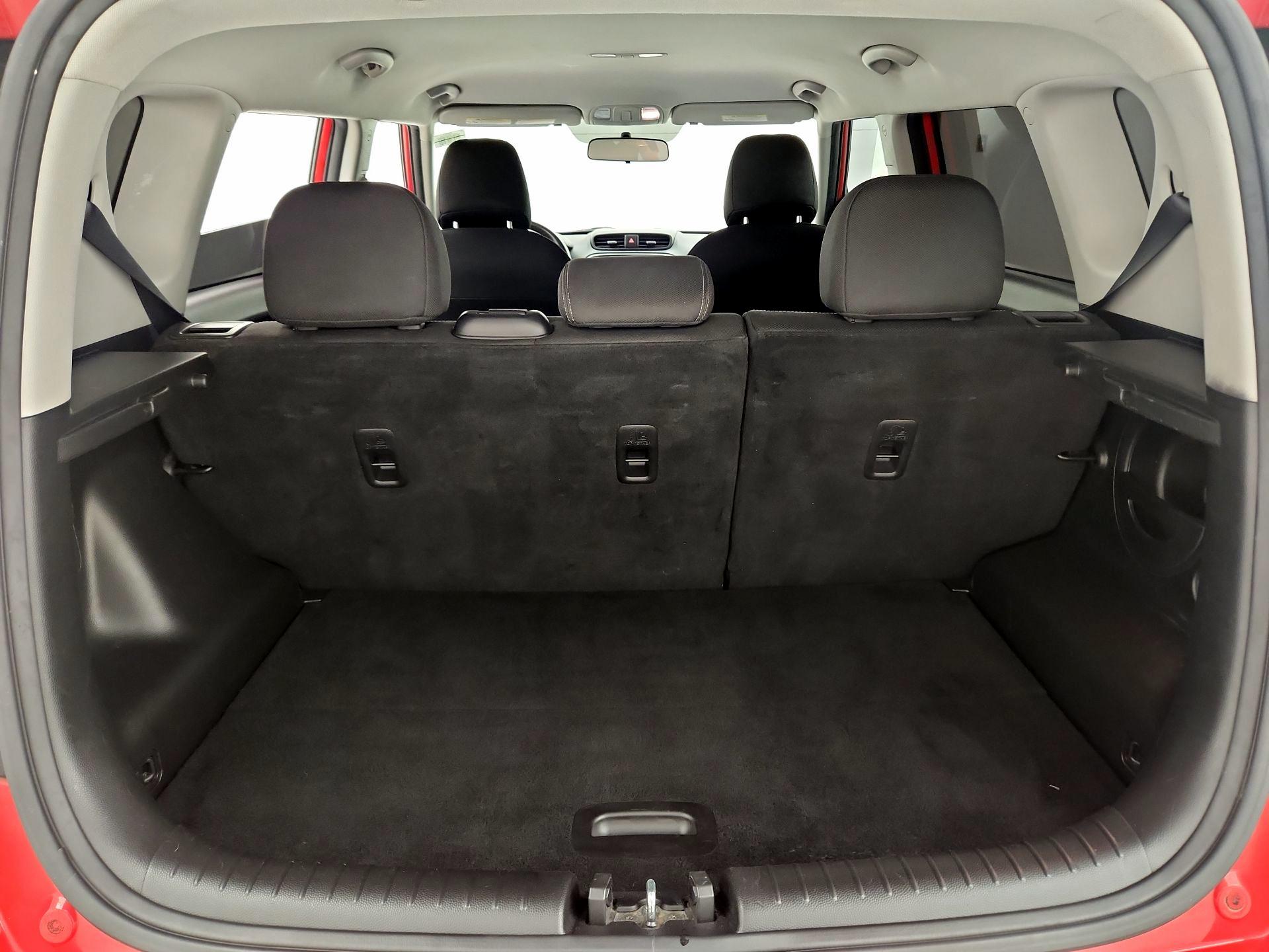Thumbnail: 2018 Kia Soul - 20