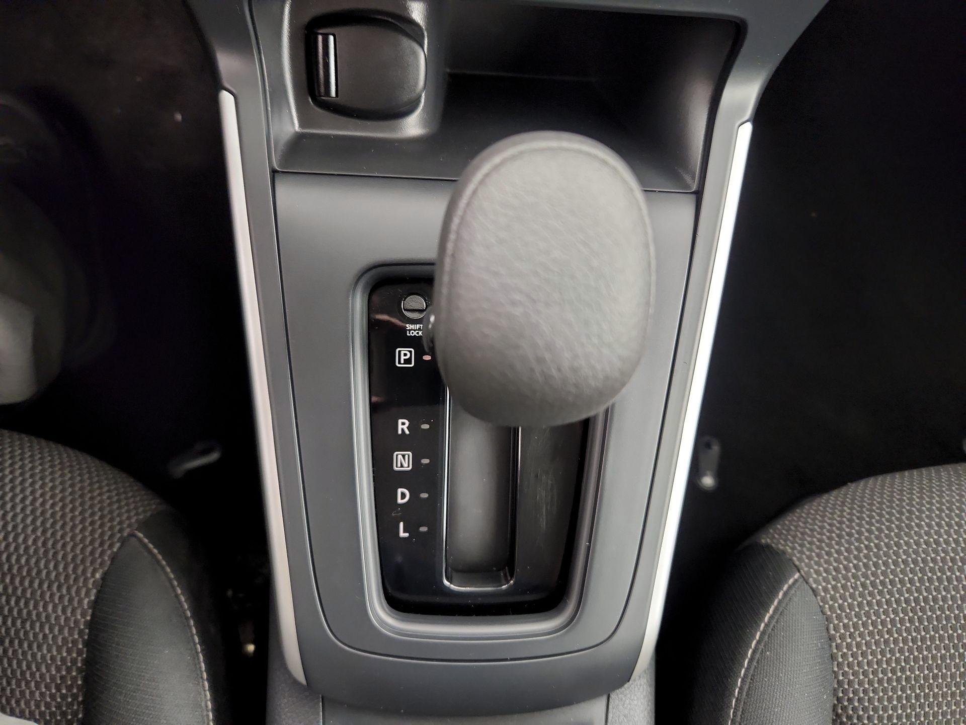 Thumbnail: 2017 Nissan Sentra - 16