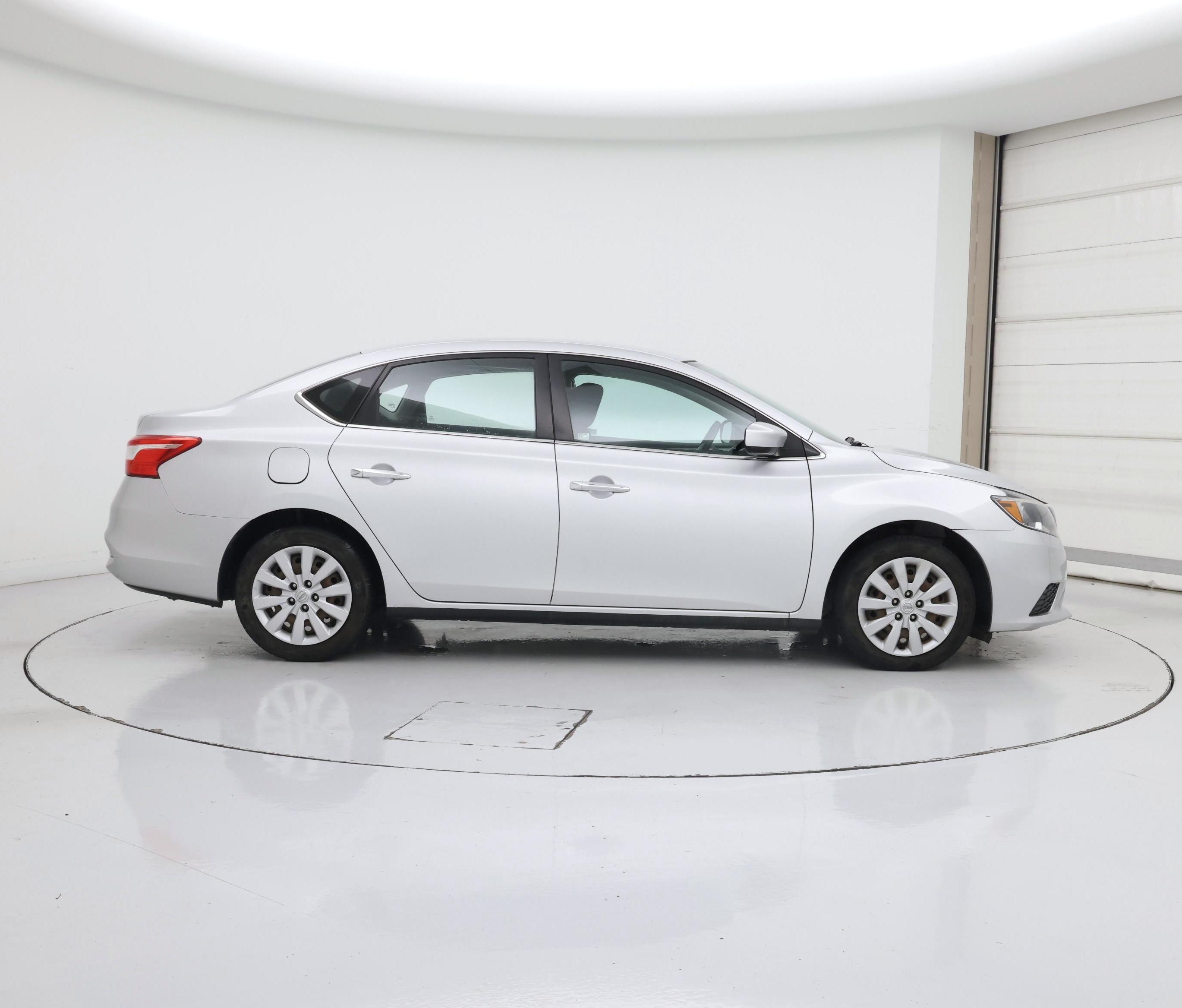 Thumbnail: 2017 Nissan Sentra - 7