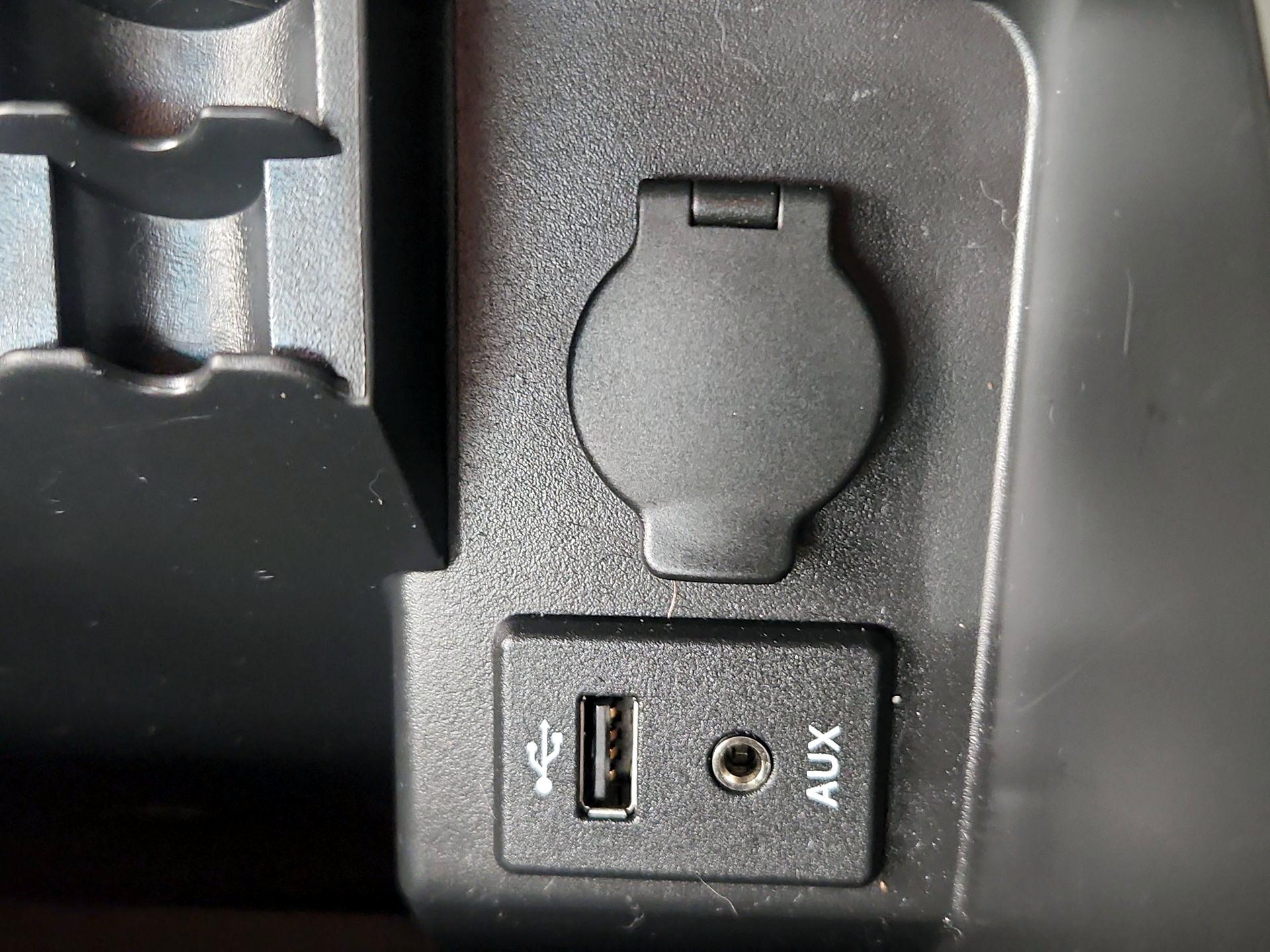 Thumbnail: 2015 Nissan Frontier - 18