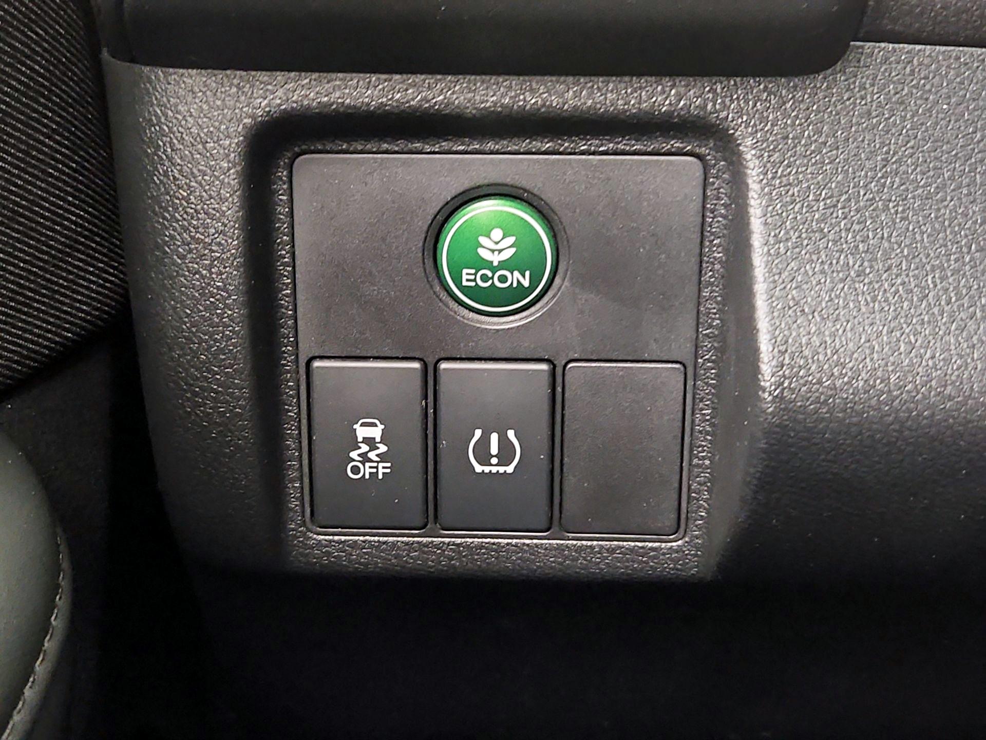 Thumbnail: 2019 Honda HR-V - 13