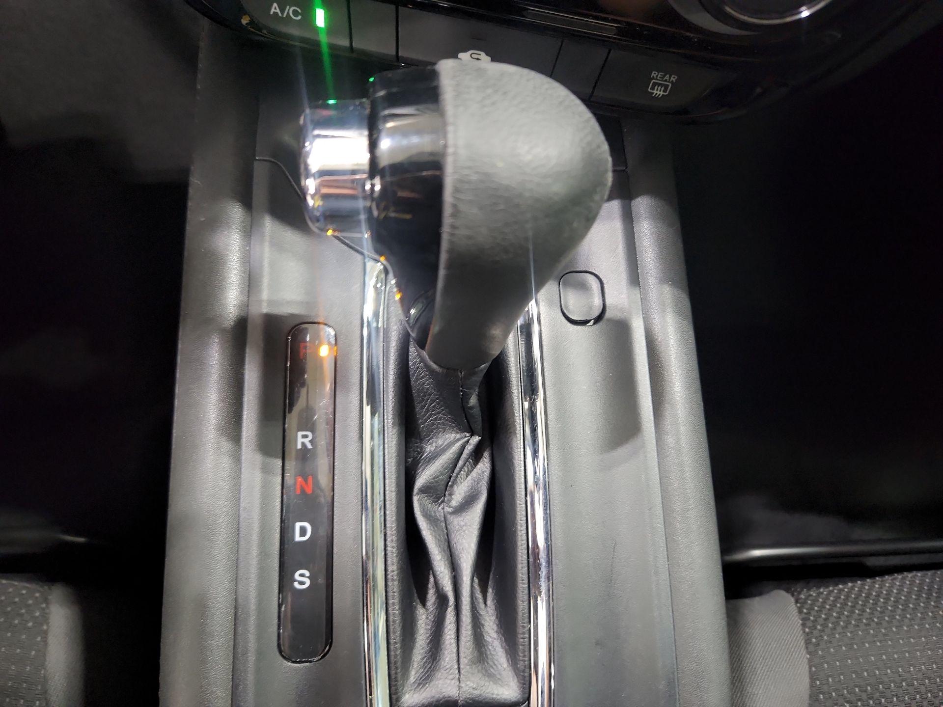 Thumbnail: 2019 Honda HR-V - 17