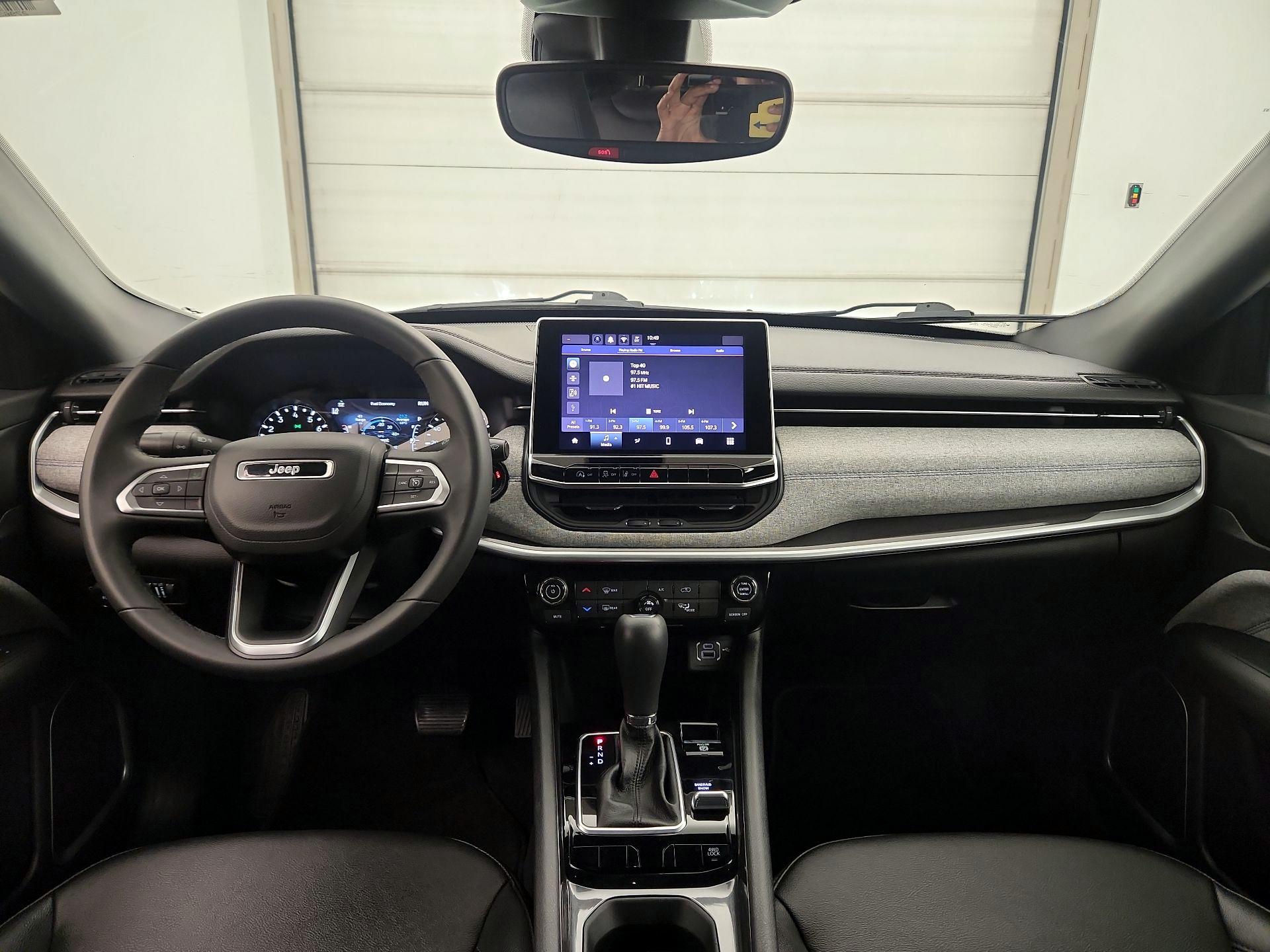 Thumbnail: 2024 Jeep Compass - 9