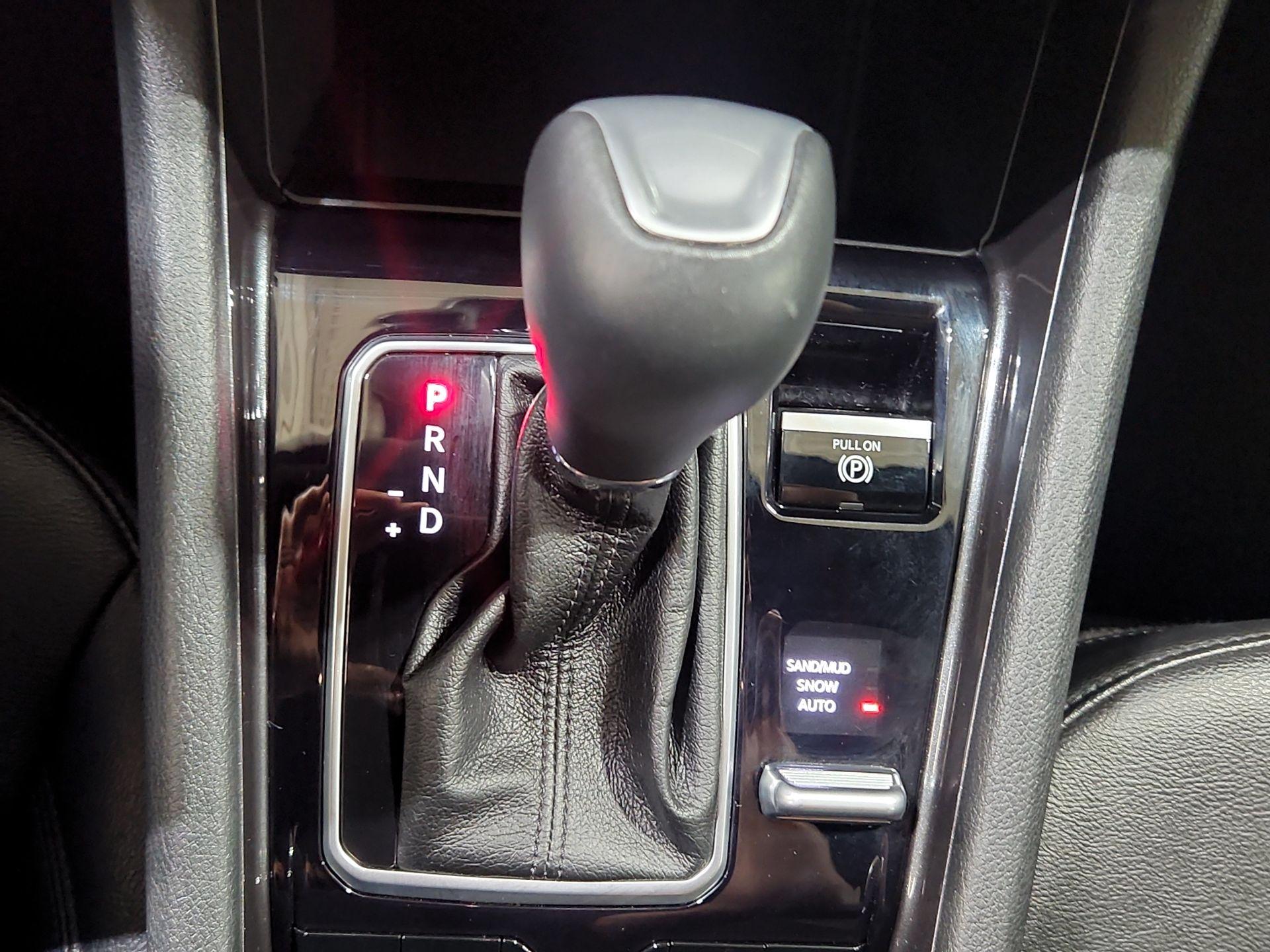Thumbnail: 2024 Jeep Compass - 17