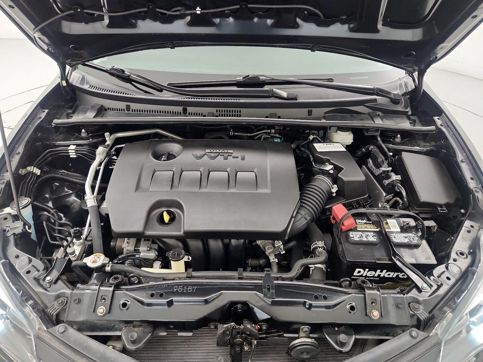 2019 Toyota Corolla LE - Photo 22