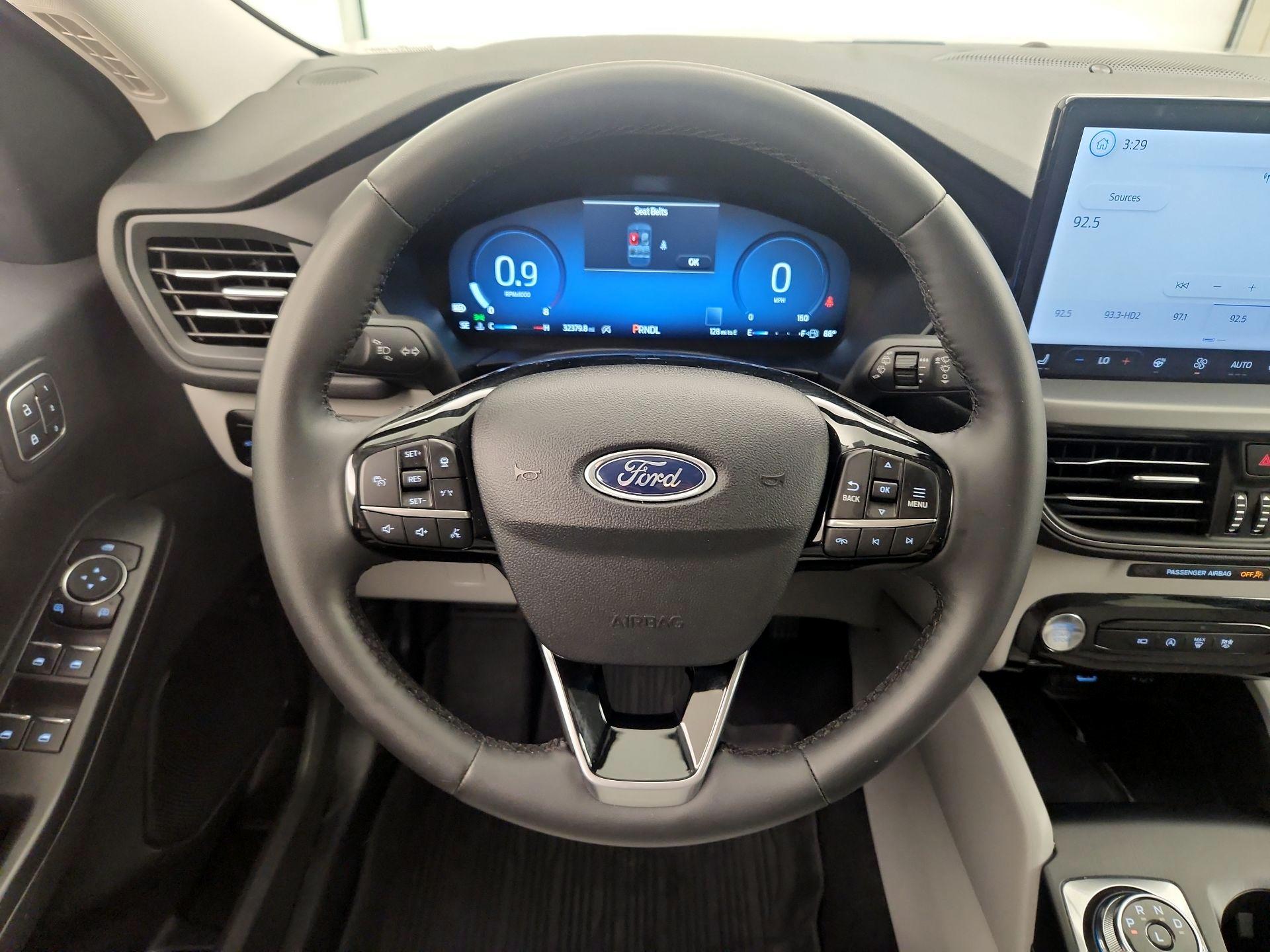 Thumbnail: 2023 Ford Escape - 10