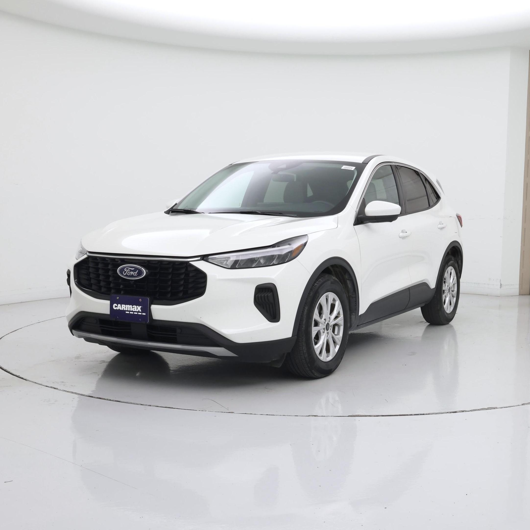 Thumbnail: 2023 Ford Escape - 4