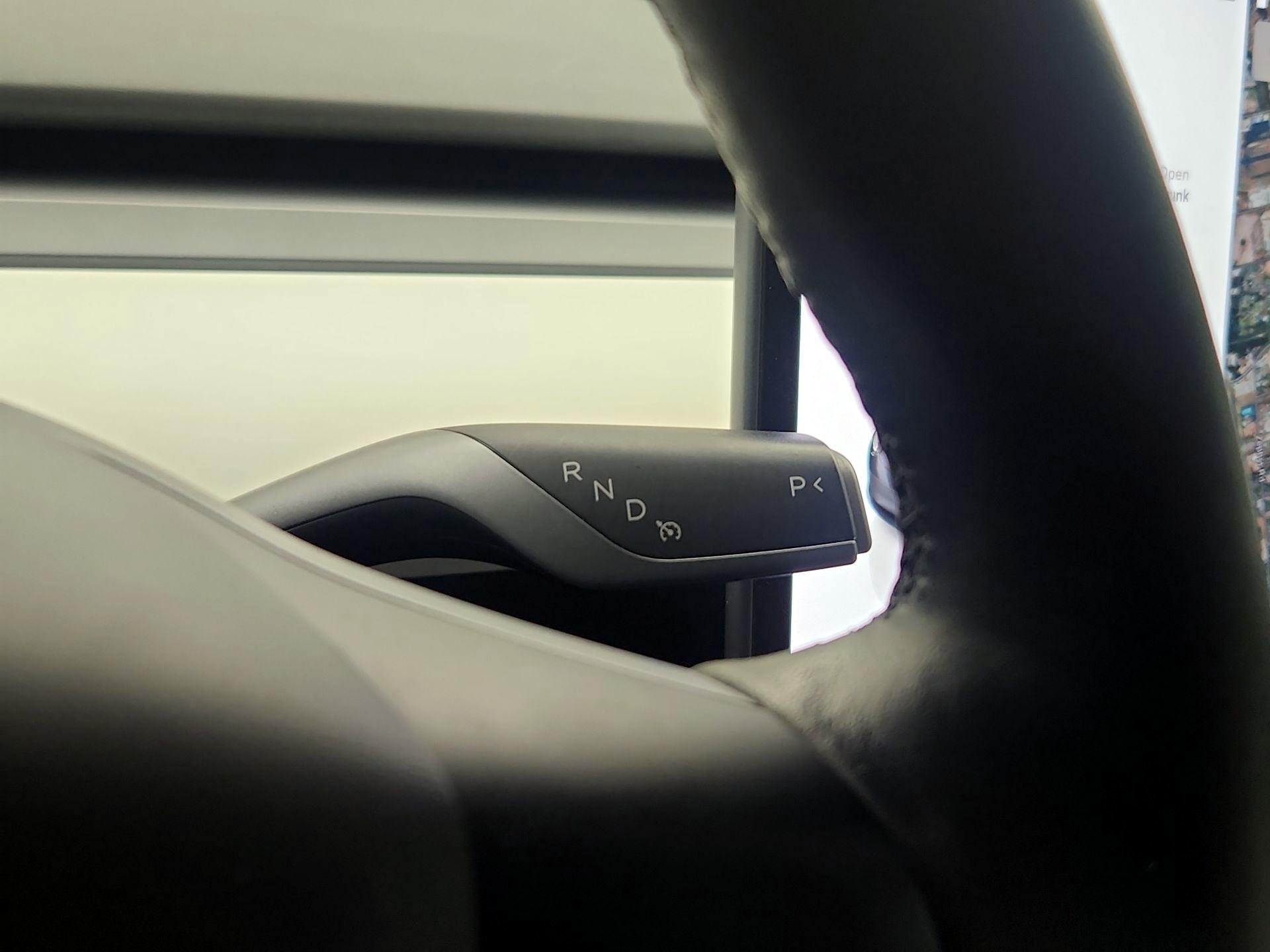 Thumbnail: 2023 Tesla Model 3 - 17